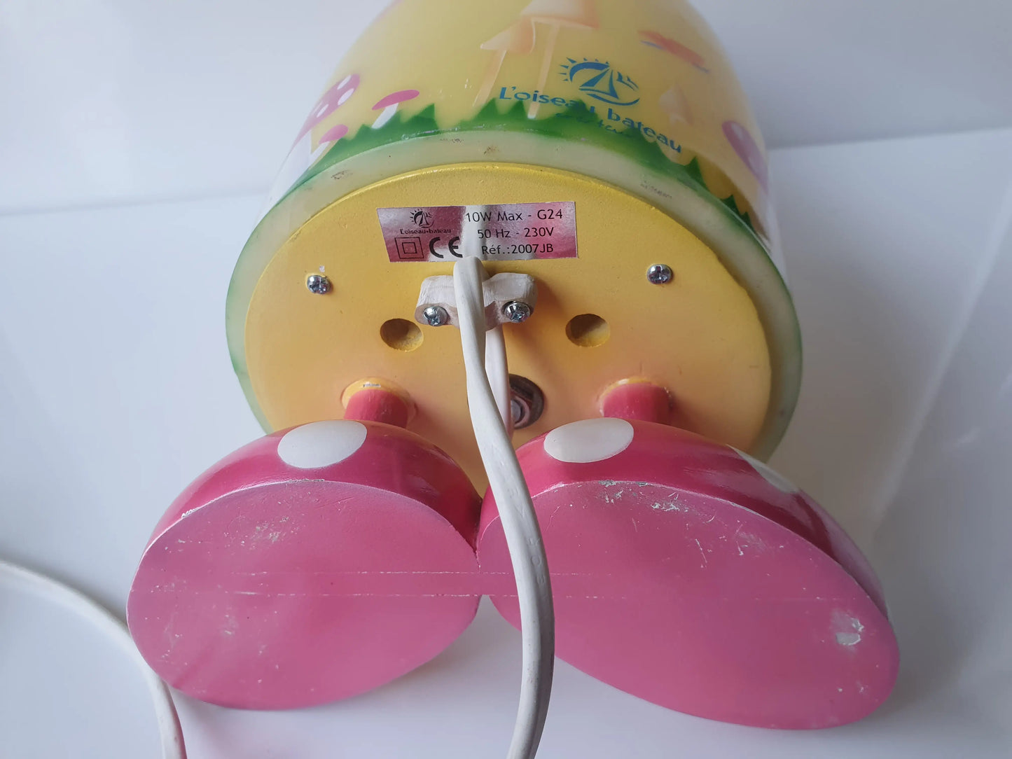 lampe-enfant-veilleuse-lutin-dessous