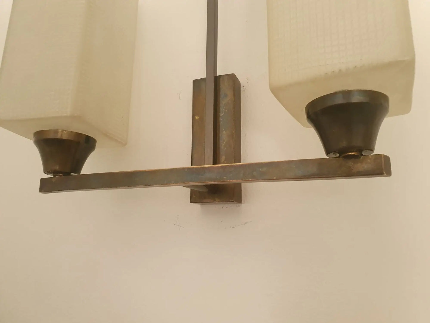 applique-art-deco-verres-carres-structure