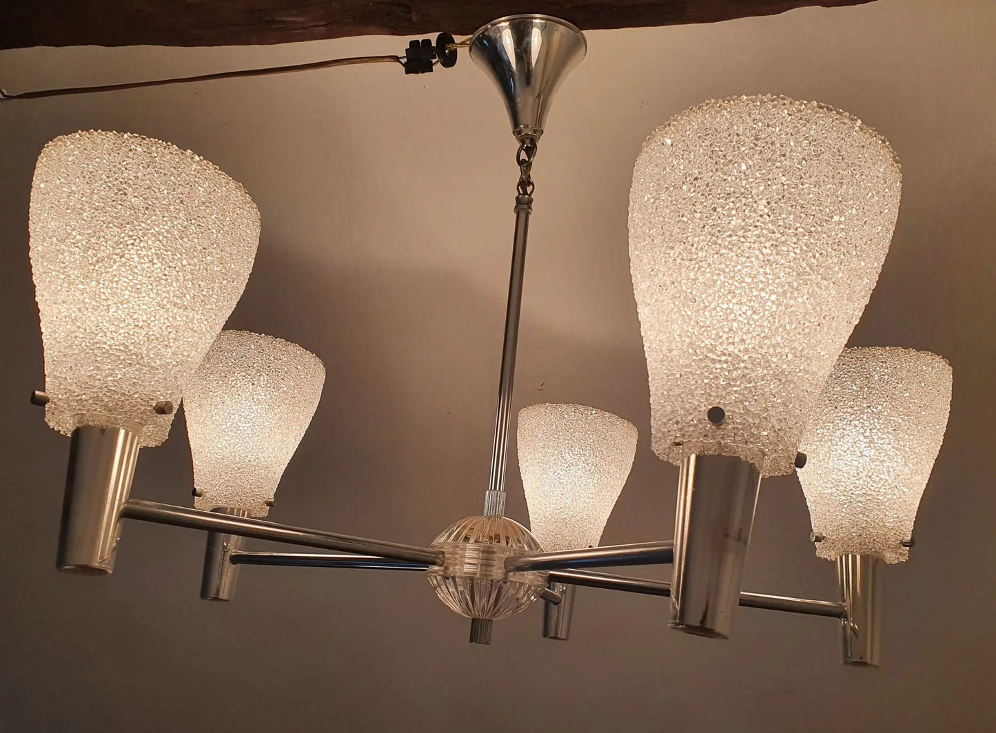 lustre-perspex-chrome-vintage-allume
