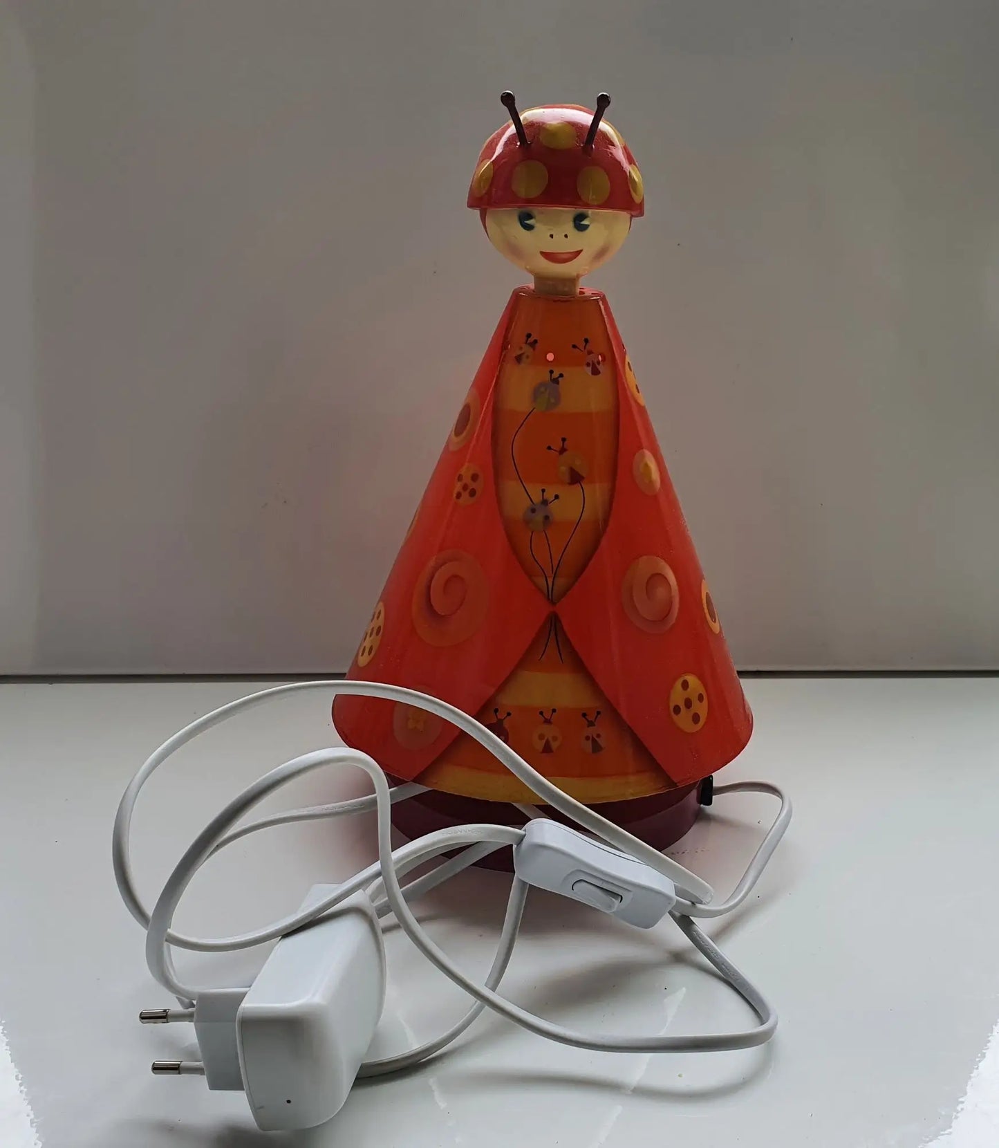 lampe-enfant-veilleuse-coccinelle-cable