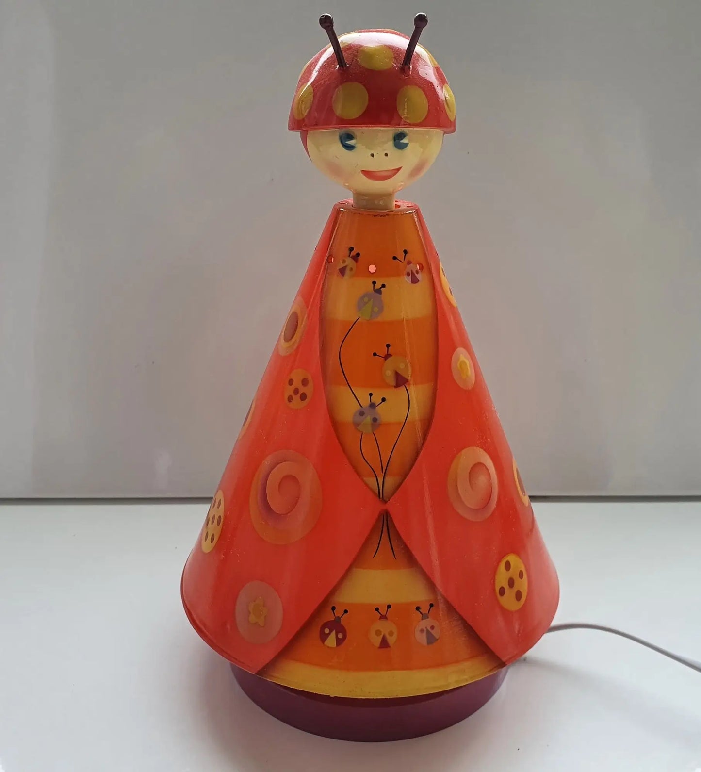 lampe-enfant-veilleuse-coccinelle-face