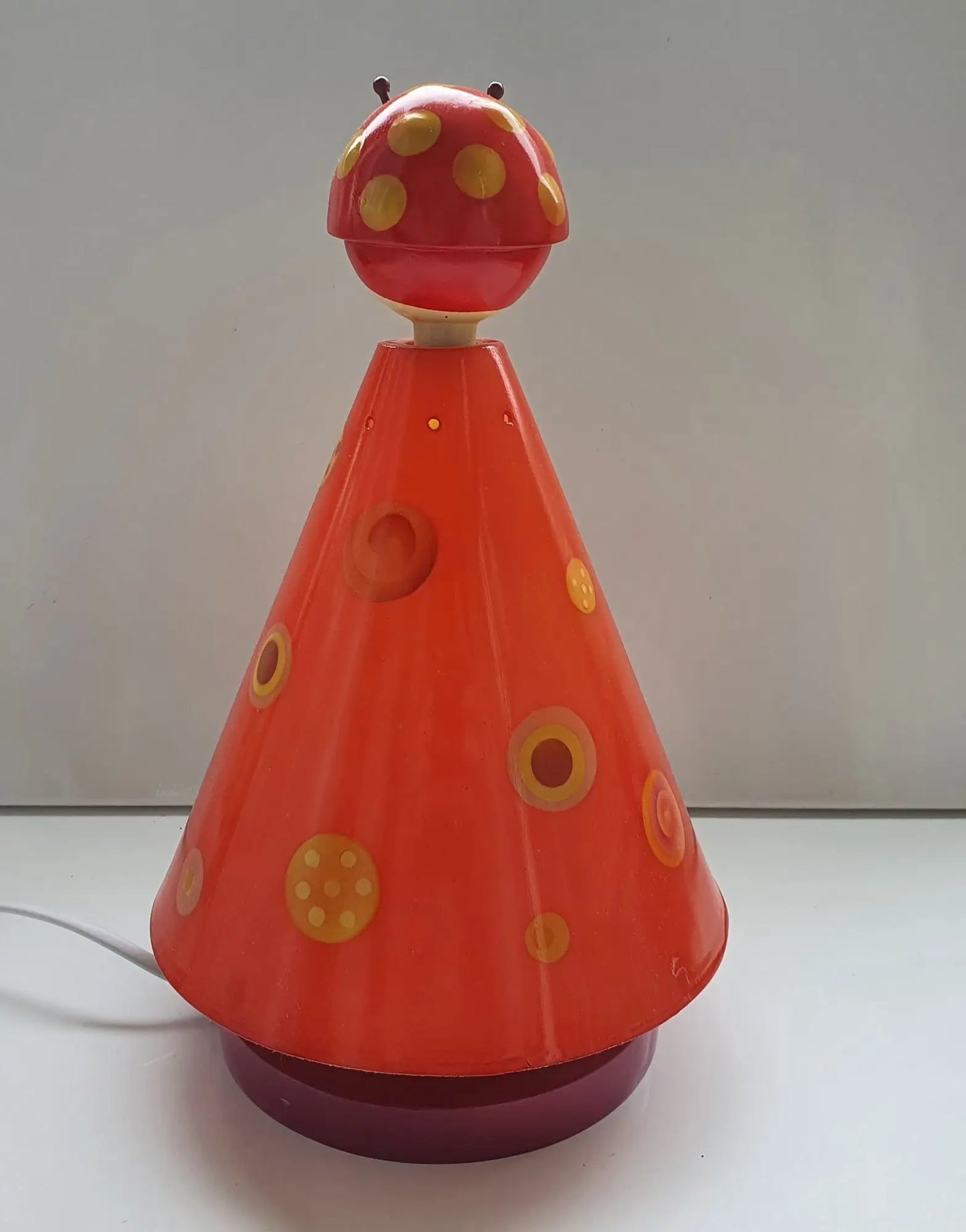 lampe-enfant-veilleuse-coccinelle-arriere