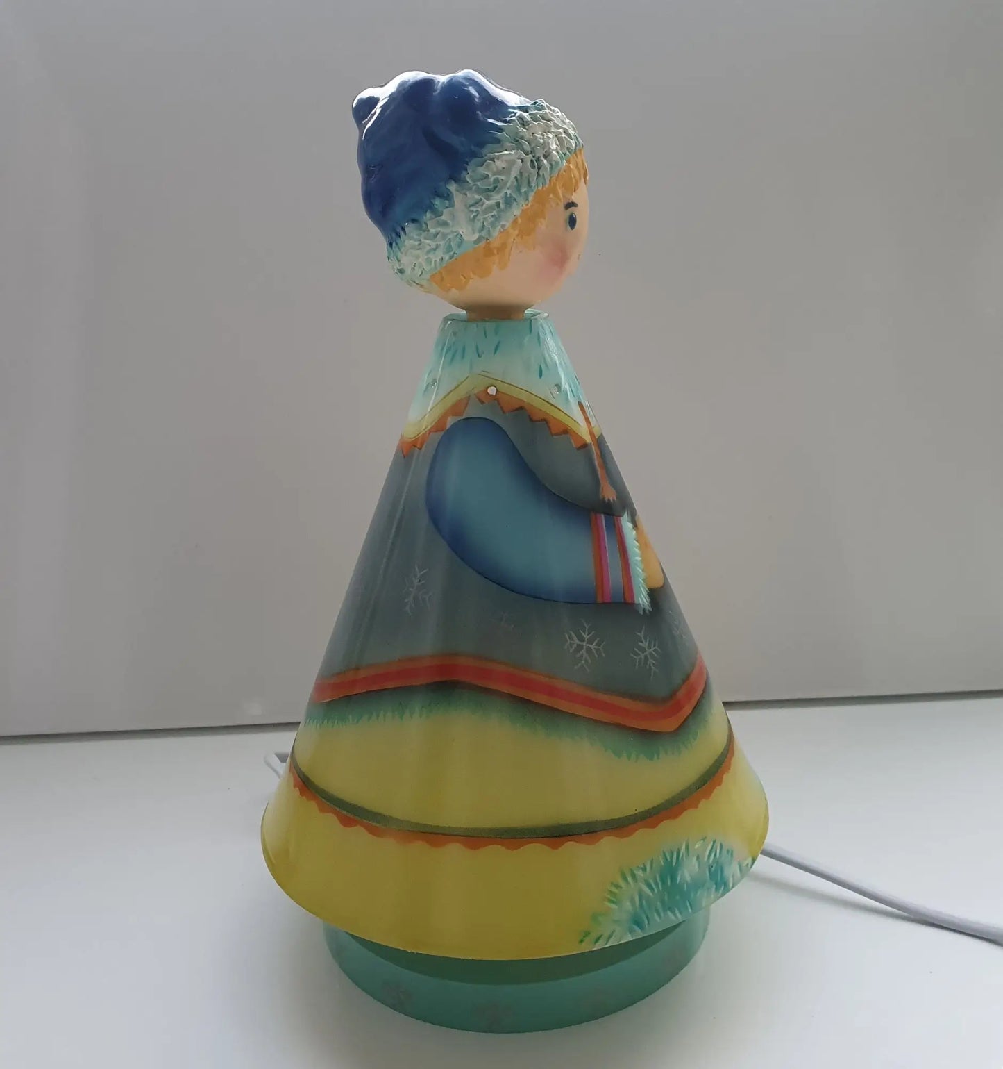 lampe-veilleuse-enfant-prince-inuit-cote