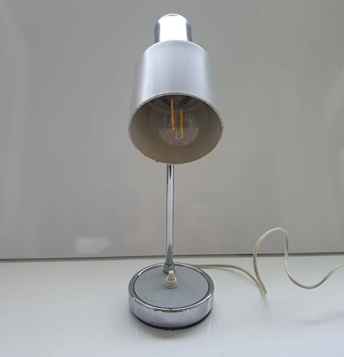 lampe-bureau-metal-vintage-face