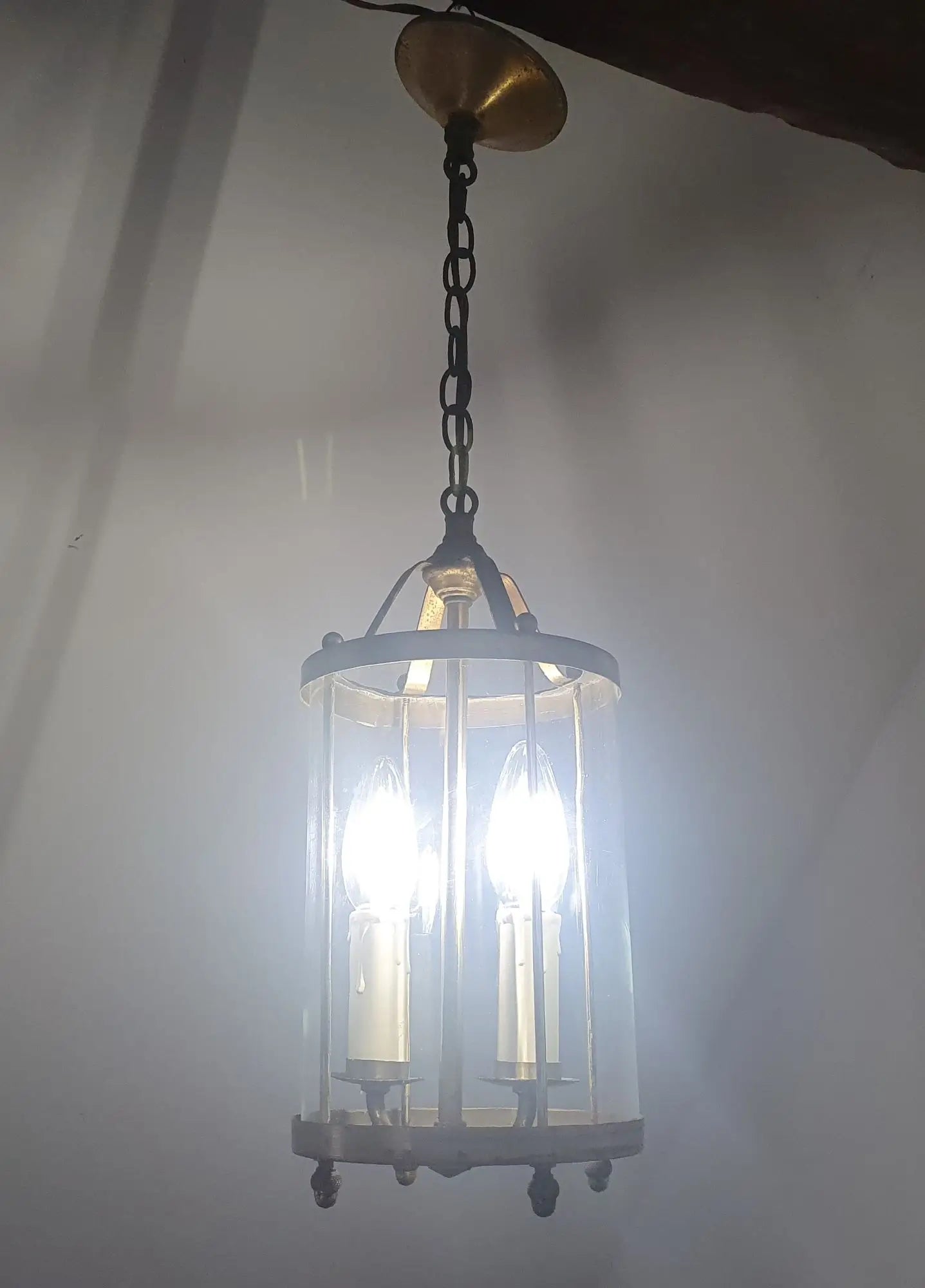 lanterne-rond-verre-vintage-allumee