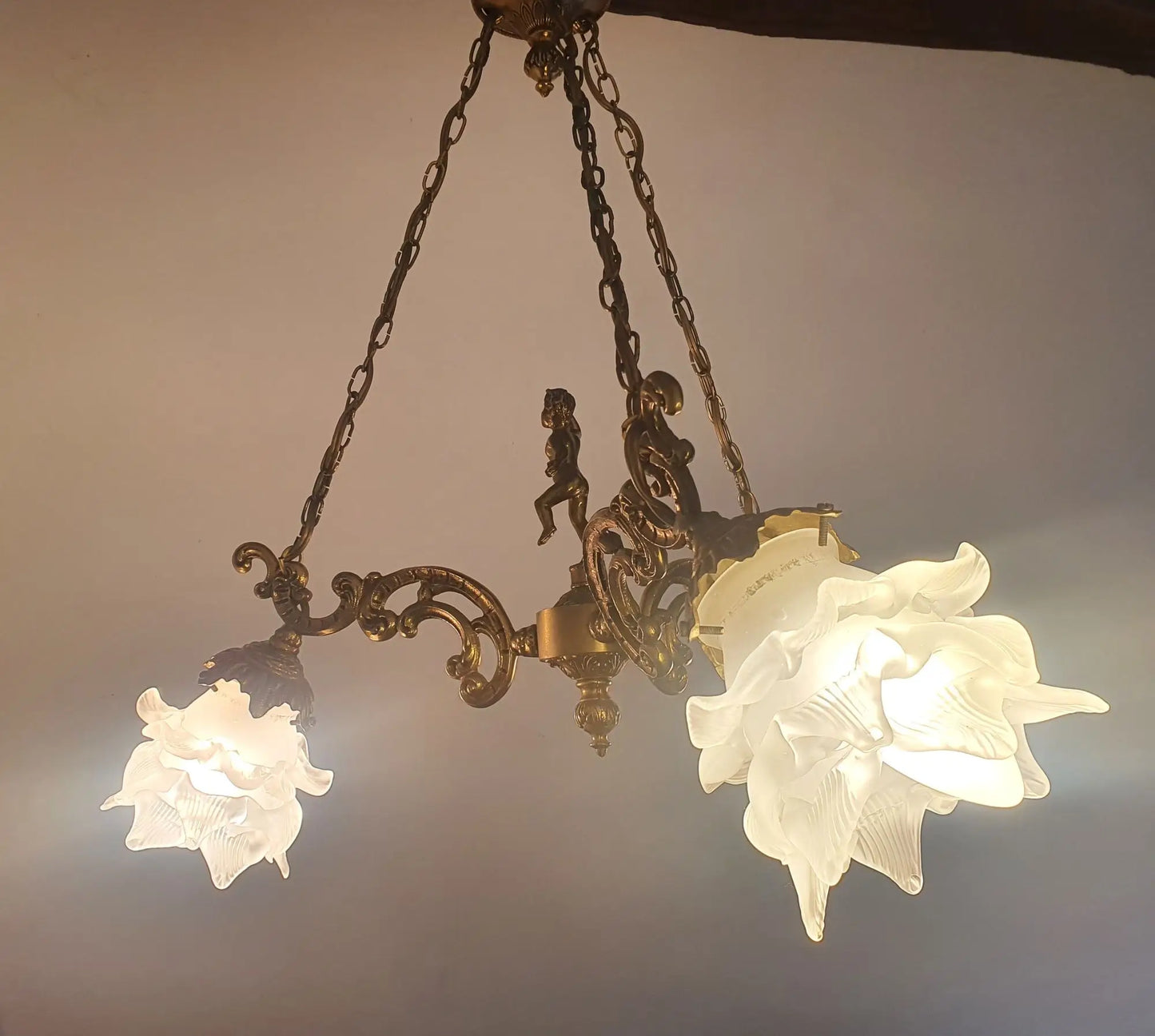 Lustre ancien grand verres rose opaline