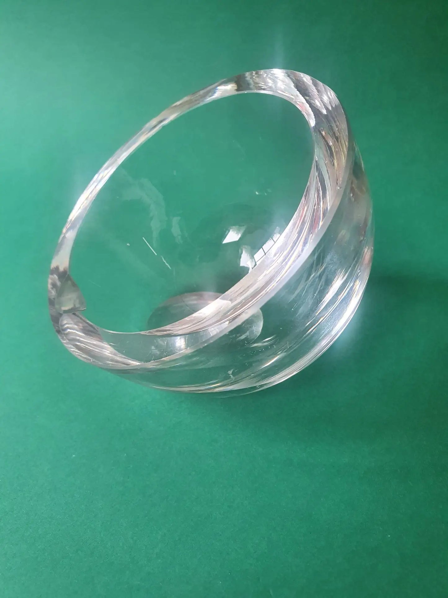 Cendrier-demi-sphere-verre-ancien-vintage-1