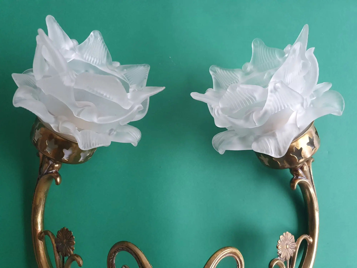 Paire-appliques-murales-Art-Deco-rose-annees-50-vintage-France-globes