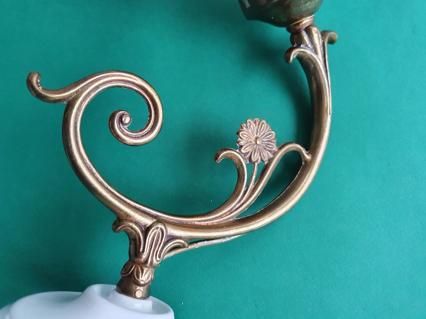 Paire-appliques-murales-Art-Deco-rose-annees-50-vintage-France-tige-1