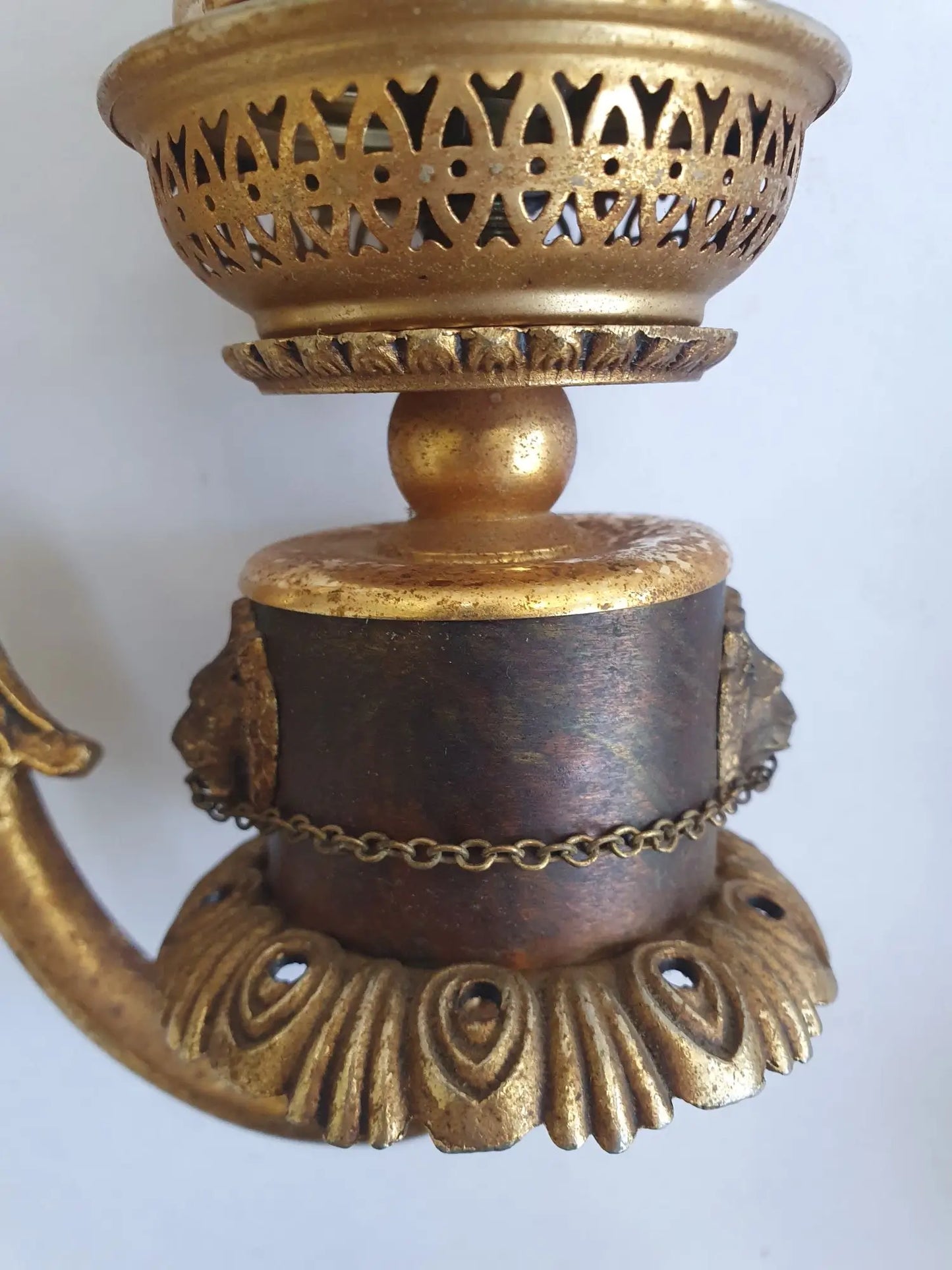 Paire-appliques-murales-bronze-style-Empire-anciennes-detail-2