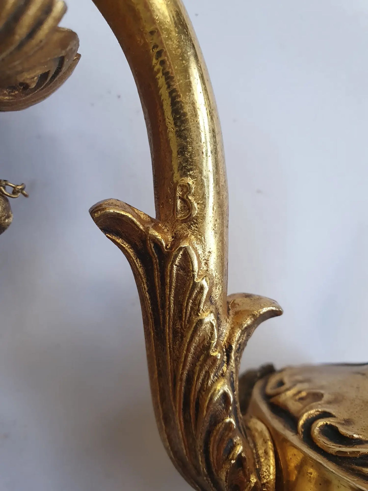 Paire-appliques-murales-bronze-style-Empire-anciennes-detail-3