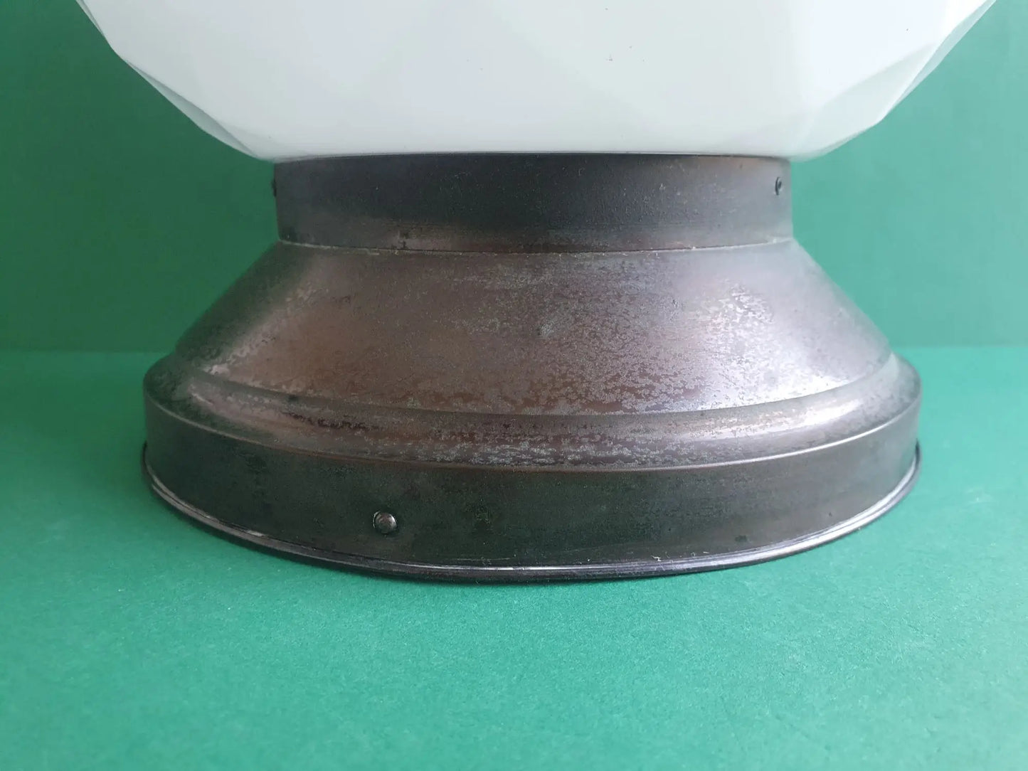 Plafonnier-Philips-Phililite-ancien-annees-30-art-deco-base