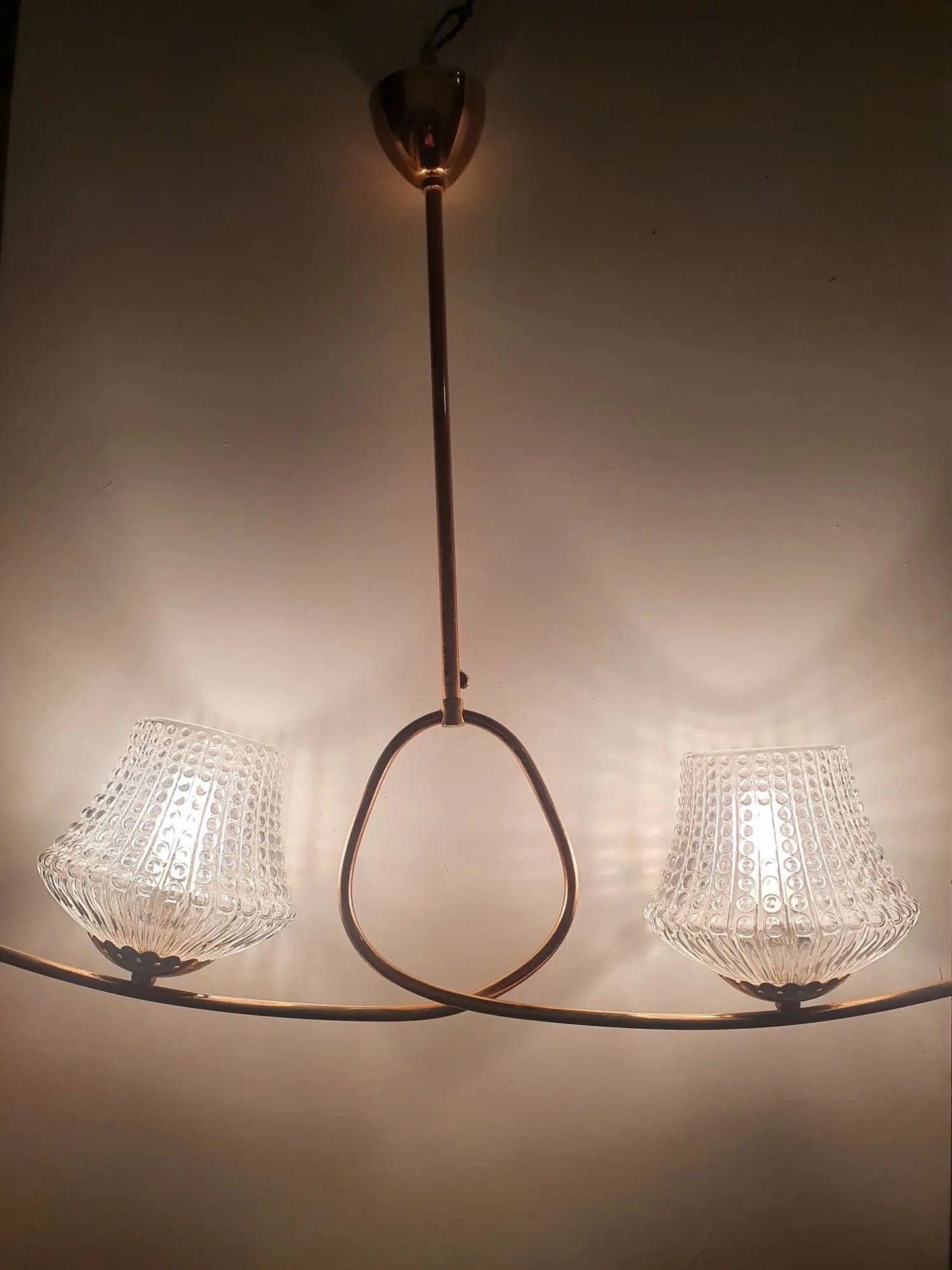ensemble-lustre-deux-appliques-art-deco-lustre-allume-1