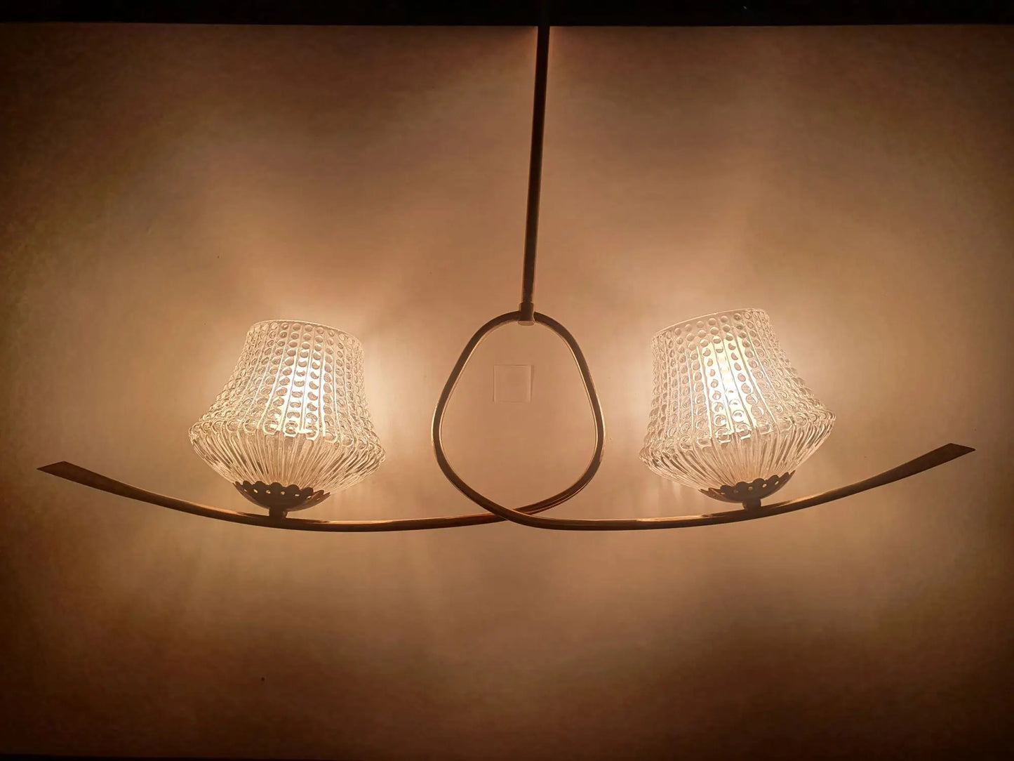 ensemble-lustre-deux-appliques-art-deco-lustre-allume-3