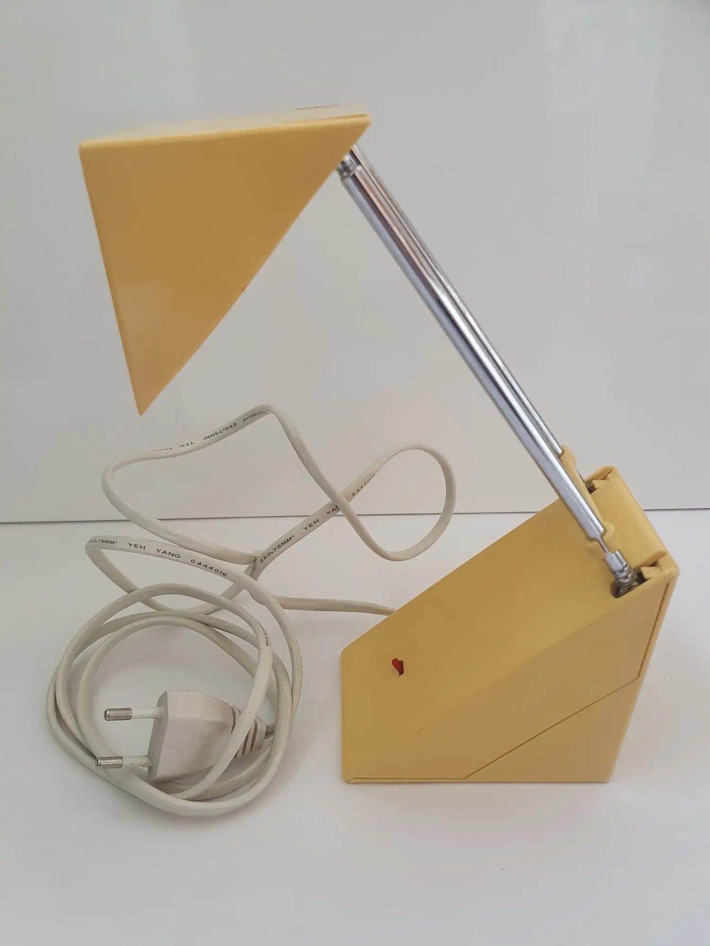 lampe-bureau-telescopique-pliable-vintage-cable