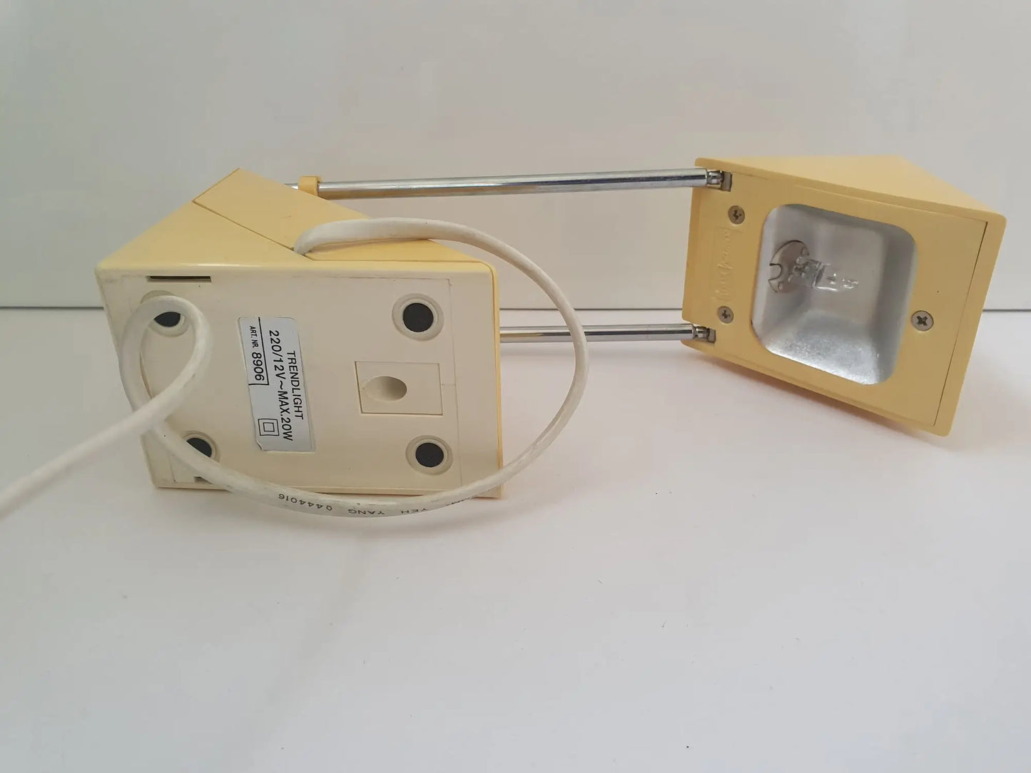lampe-bureau-telescopique-pliable-vintage-dessous