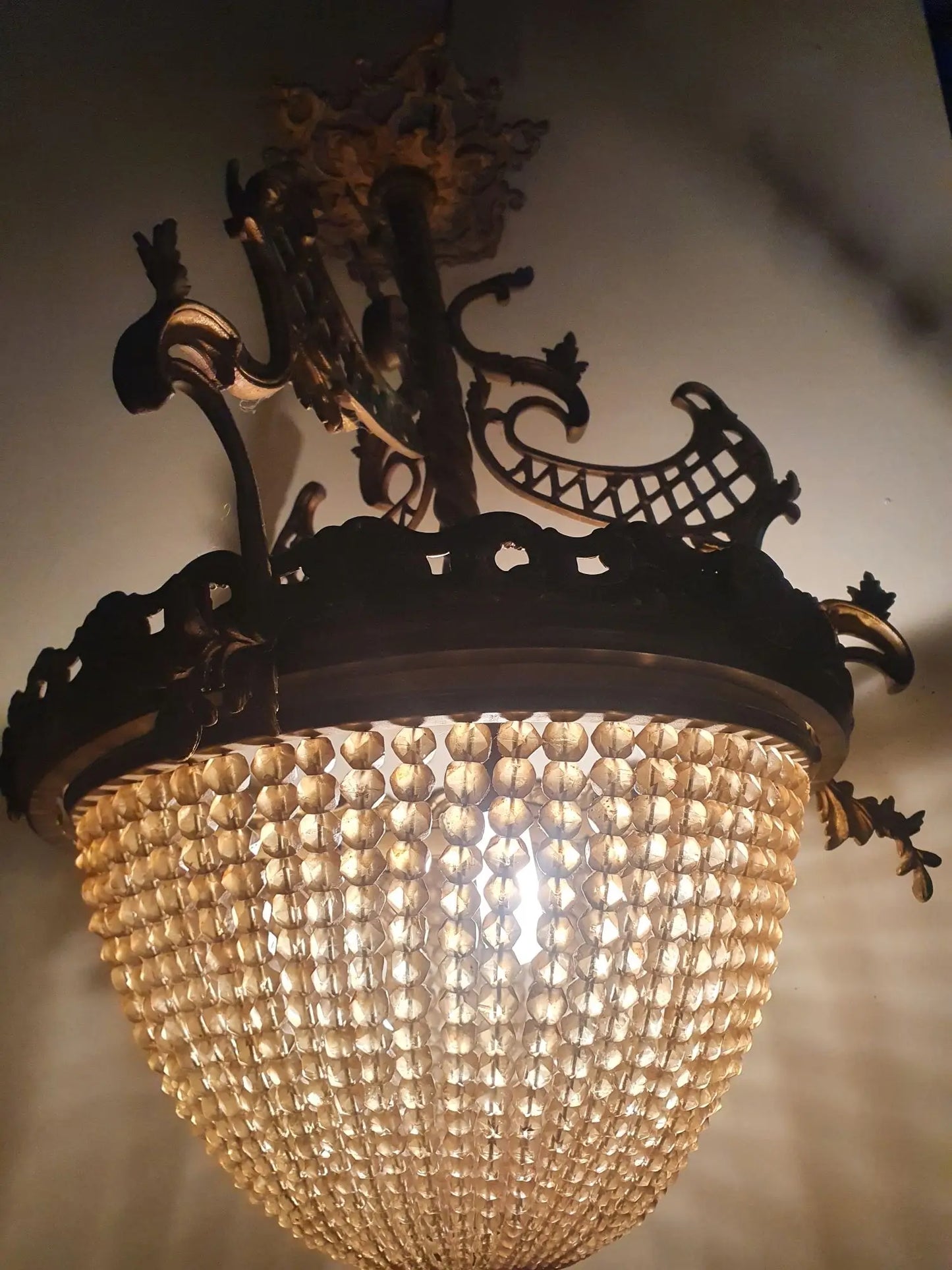 lustre-grand-dome-vintage-allumee-4