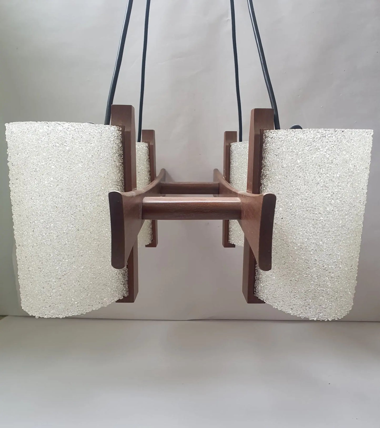 lustre-scandinave-bois-perspex-cote
