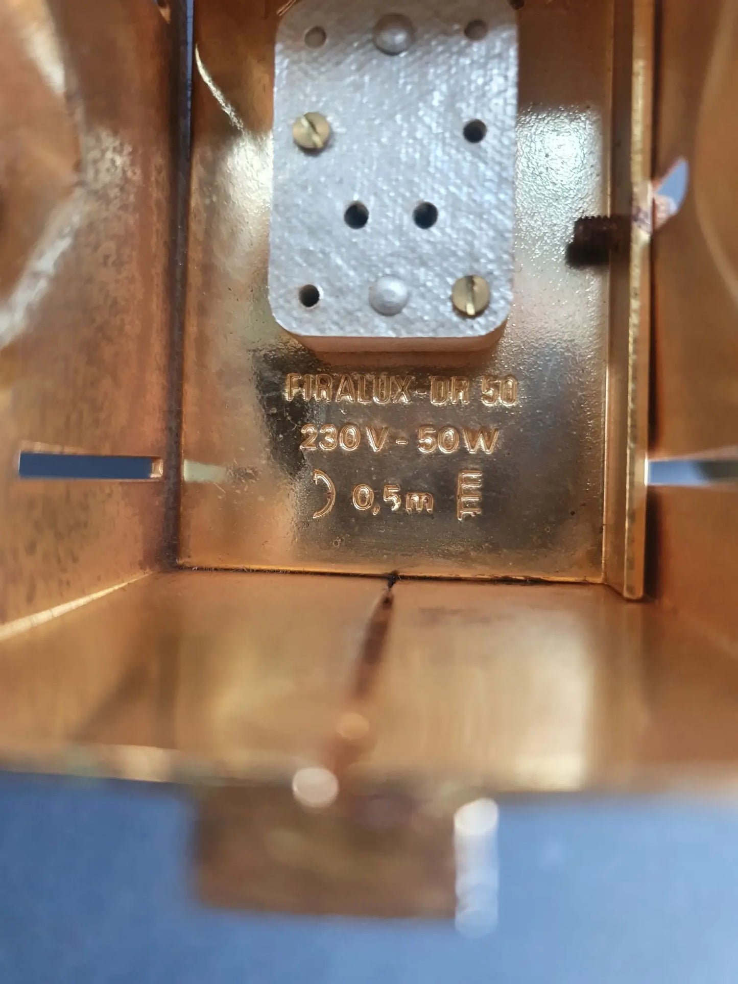 paire-spots-appliques-murales-firalux-loft-space-age-annees-70-detail-3