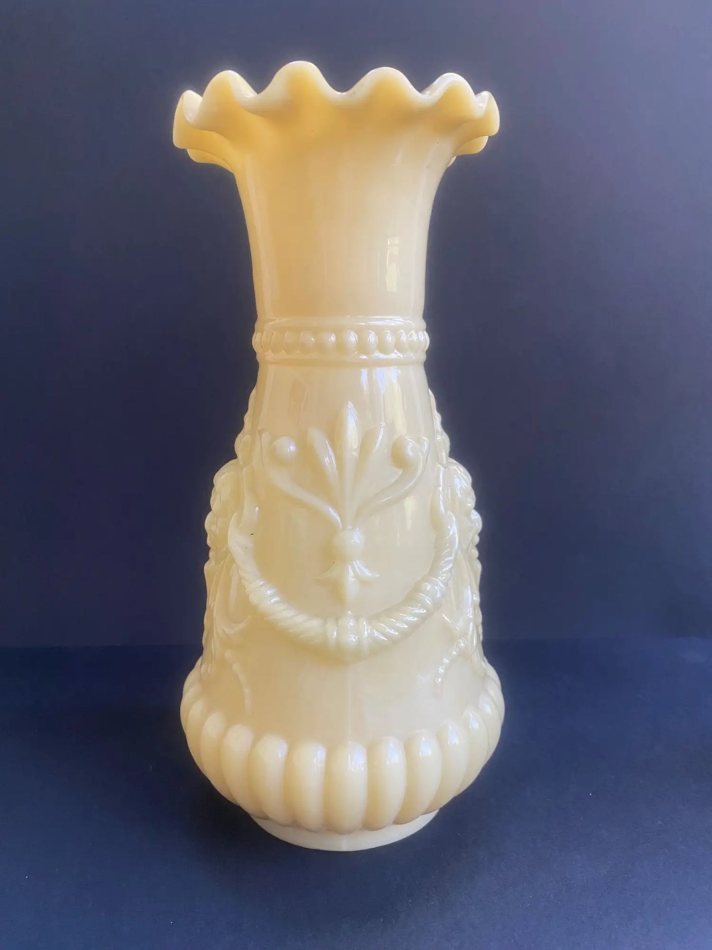 paire-vases-opaline-beige-vierzon-vintage-ancien-4