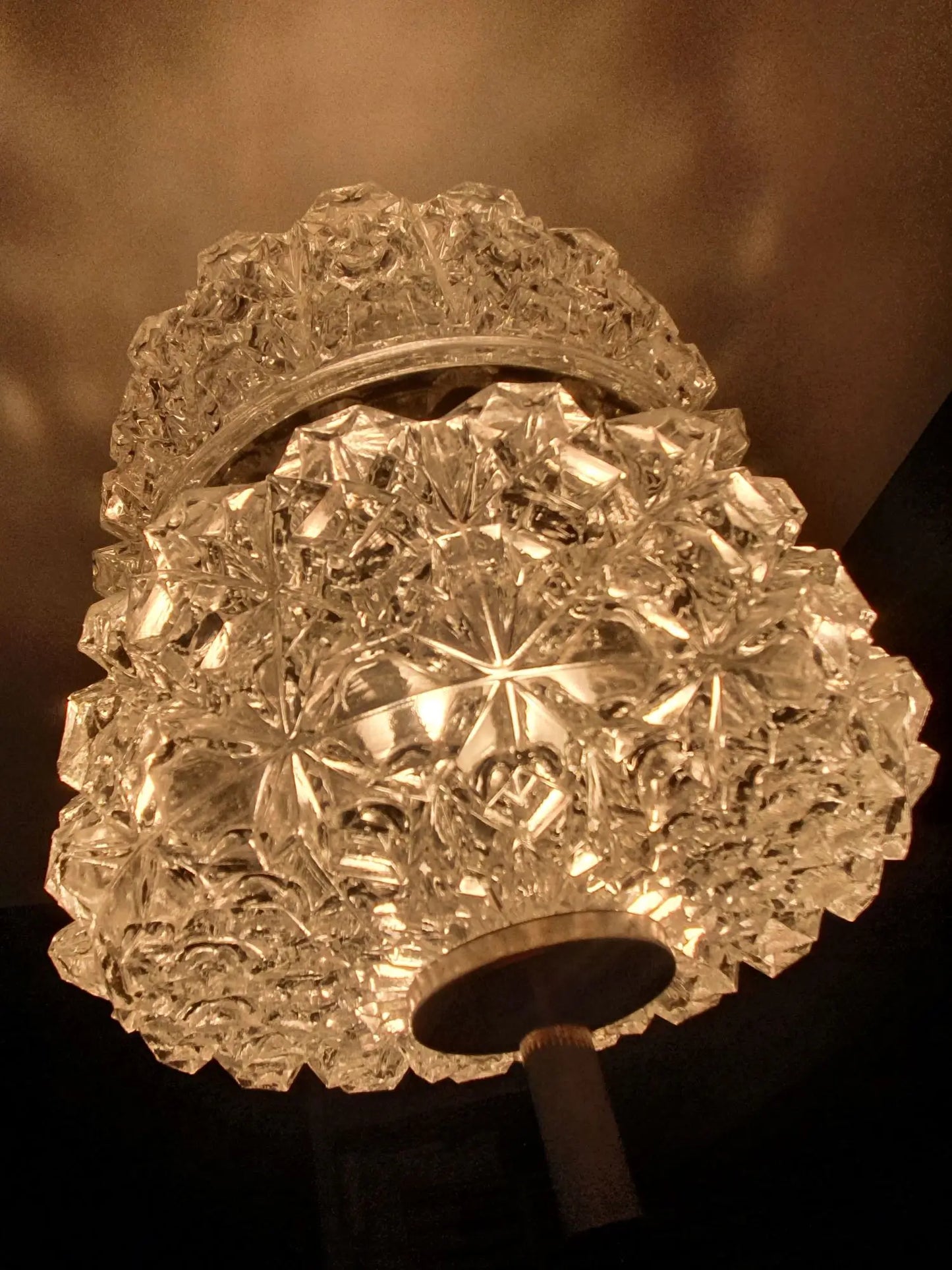 plafonnier-verre-chrome-vintage-allumee-2