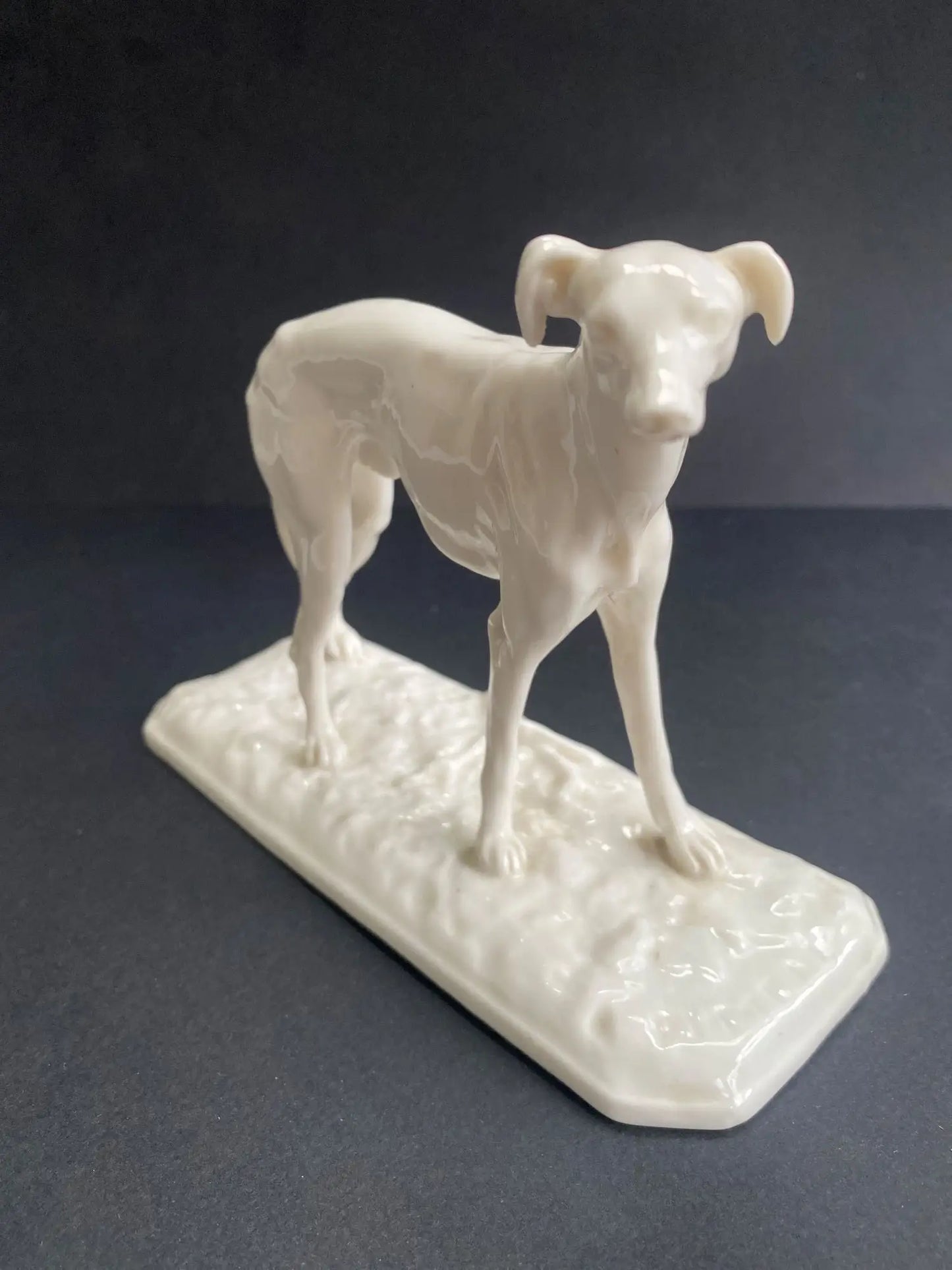sculture-levier-porcelaine-nymphenburg-signe-pjmene-3