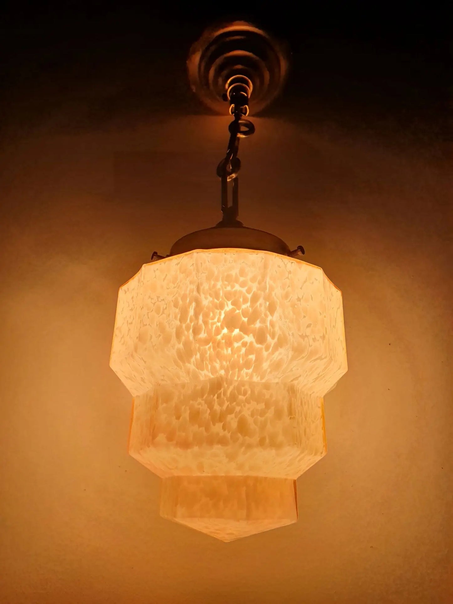 suspension-art-deco-allumee-2