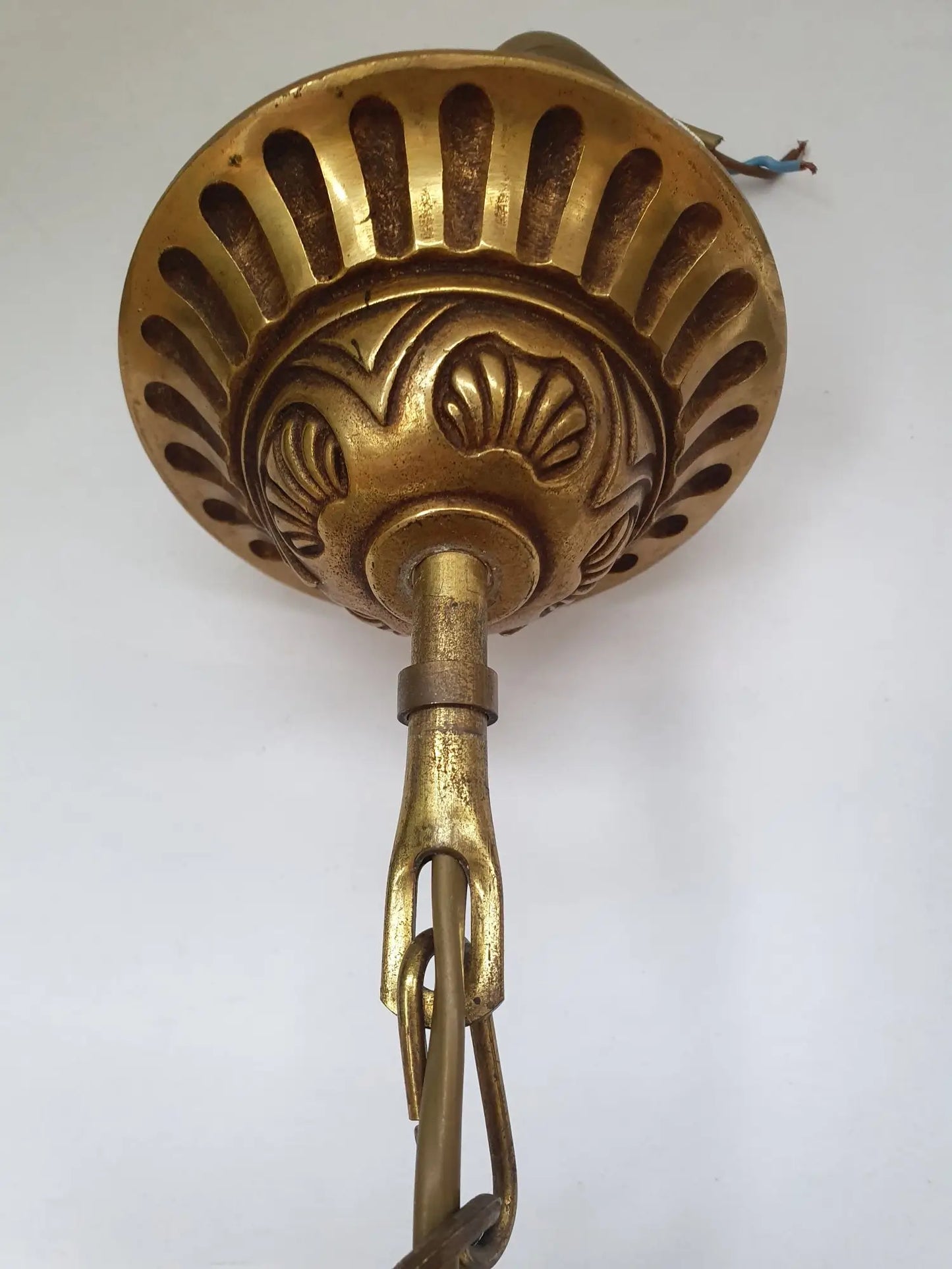 suspension-doree-vintage-detail-3