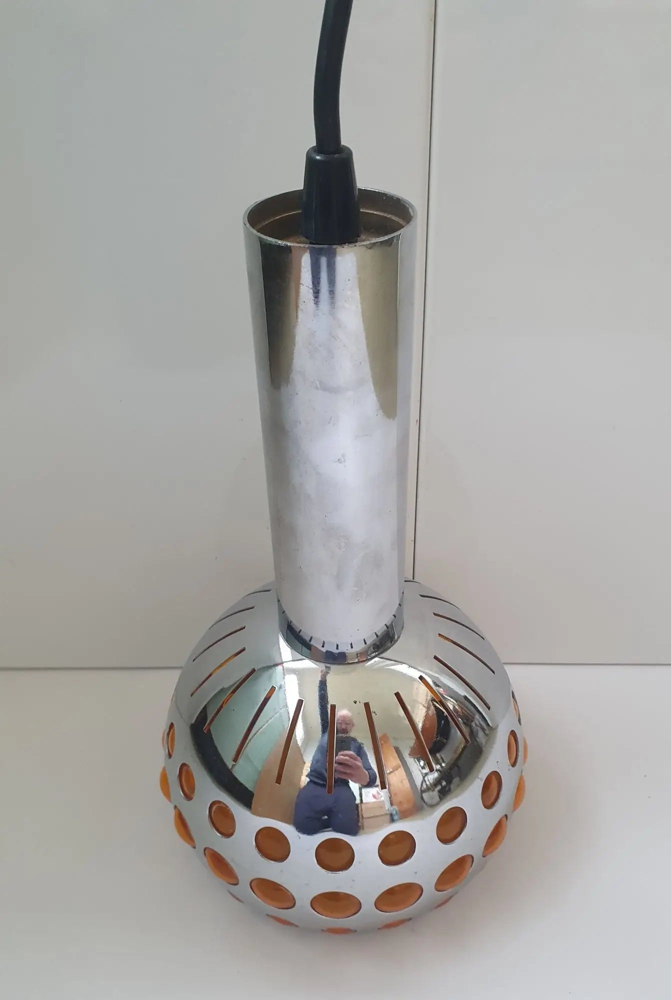 suspension-raak-metal-chrome-orange-annees-70-cote