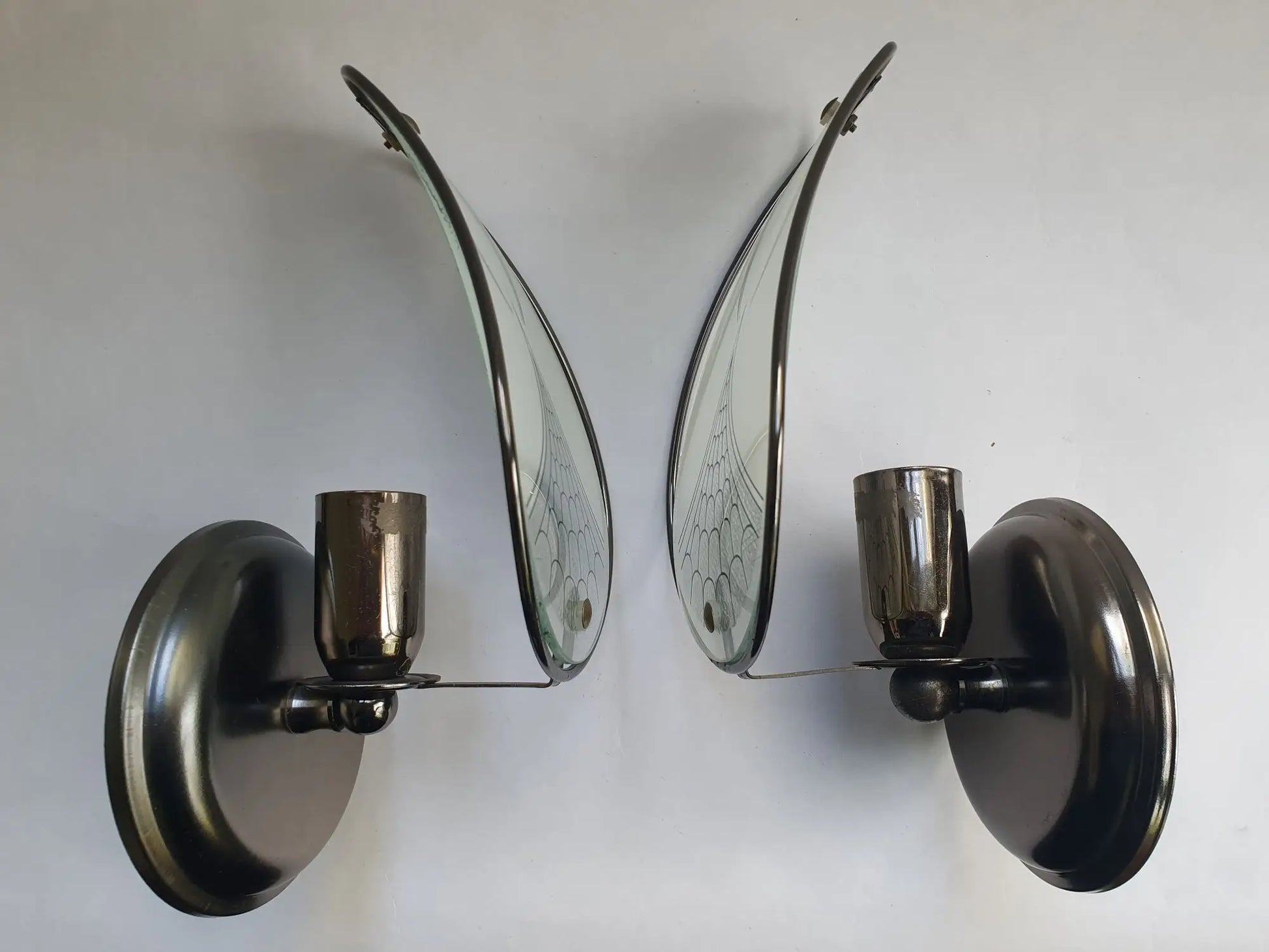 Paire-appliques-murales-verre-vintage-art-deco-cote-1
