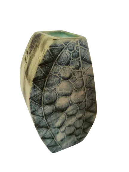 Petit-vase-signe-Carn-Pottery