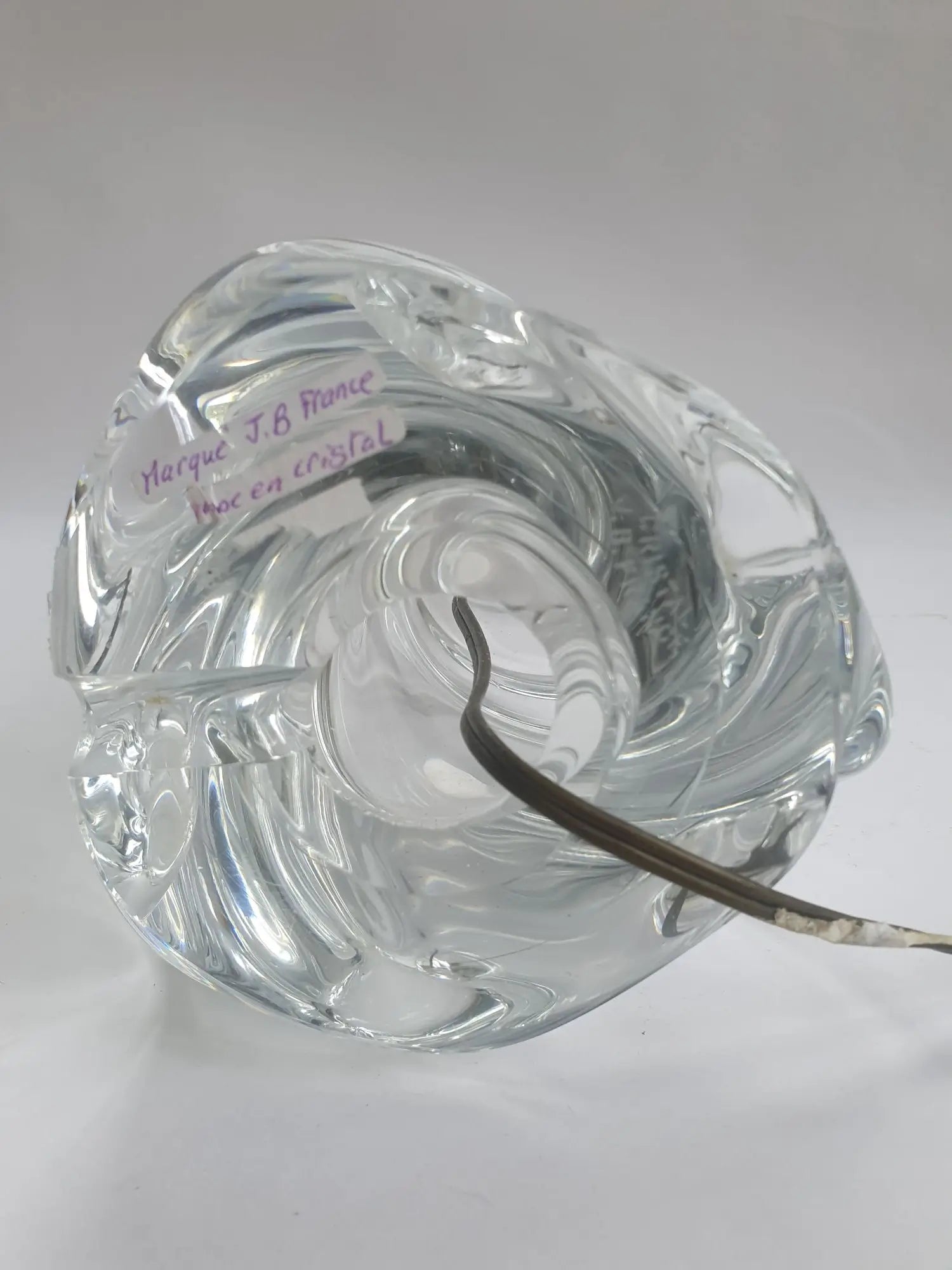 Pied-lampe-cristal-Joseph-Bleichner-design-moderniste-1960s-dessous