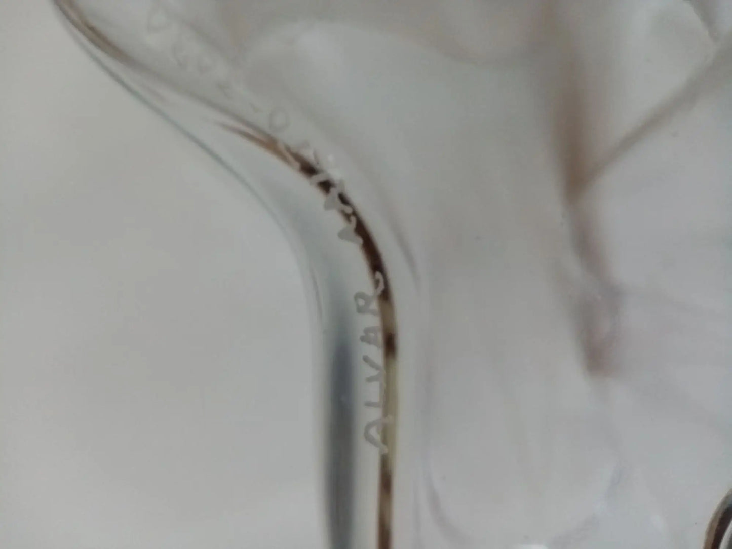 Vase-Alvar-Aalto-Iittala-signature