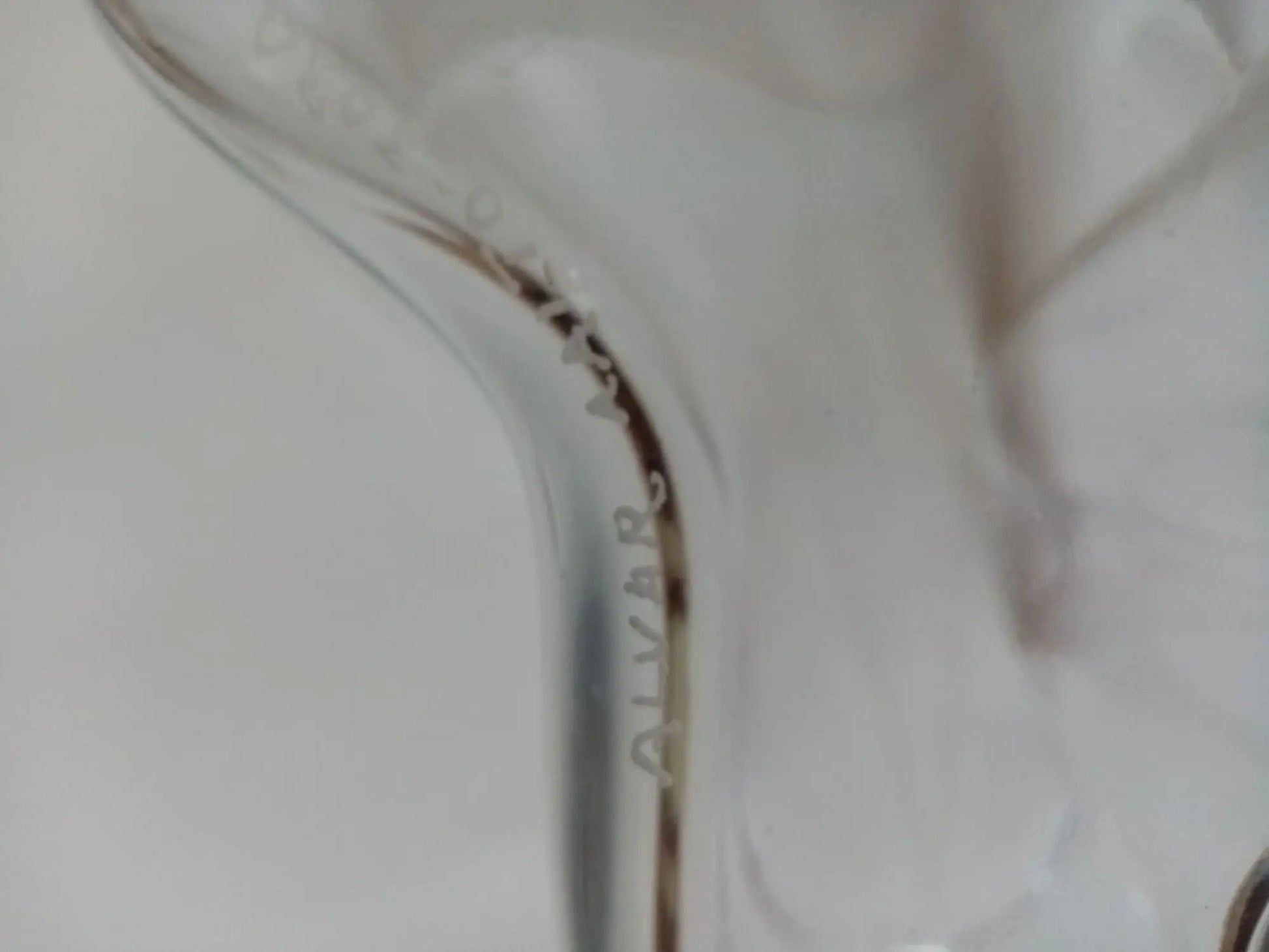 Vase-Alvar-Aalto-Iittala-signature