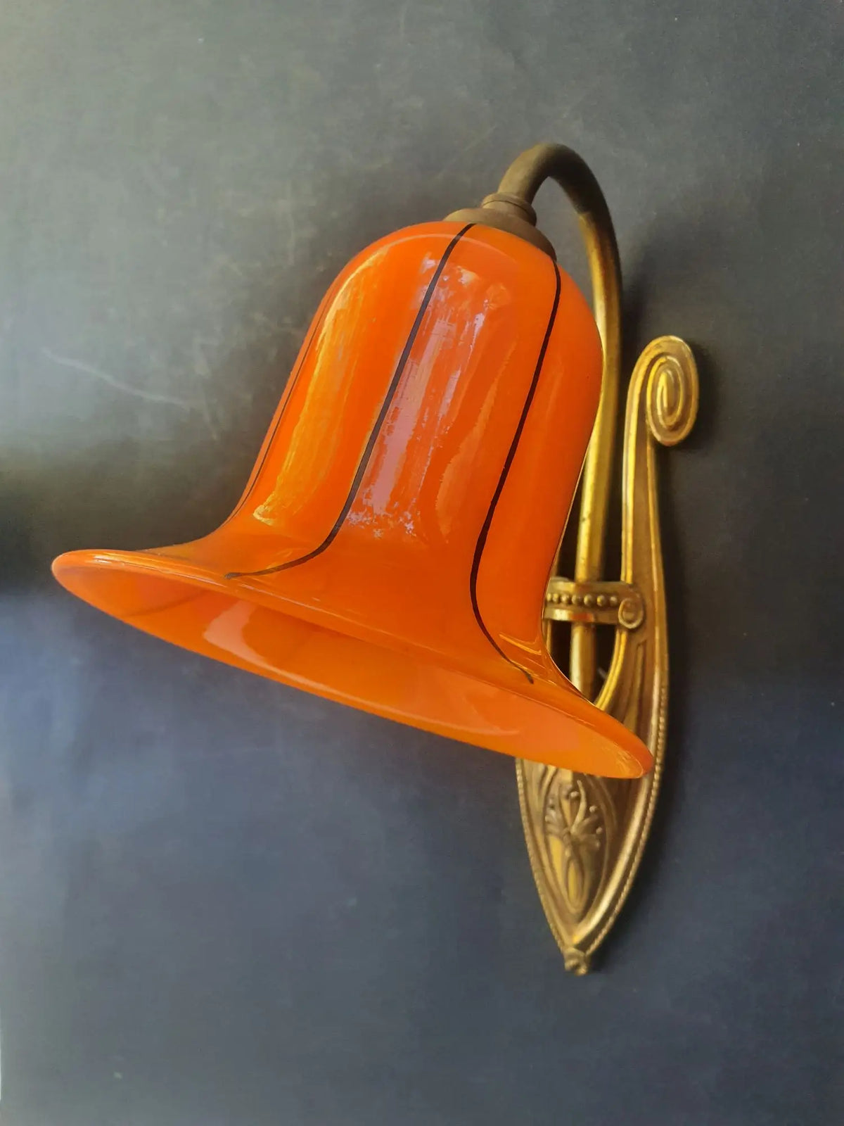 applique-murale-art-deco-laiton-globe-orange-ancienne-vintage