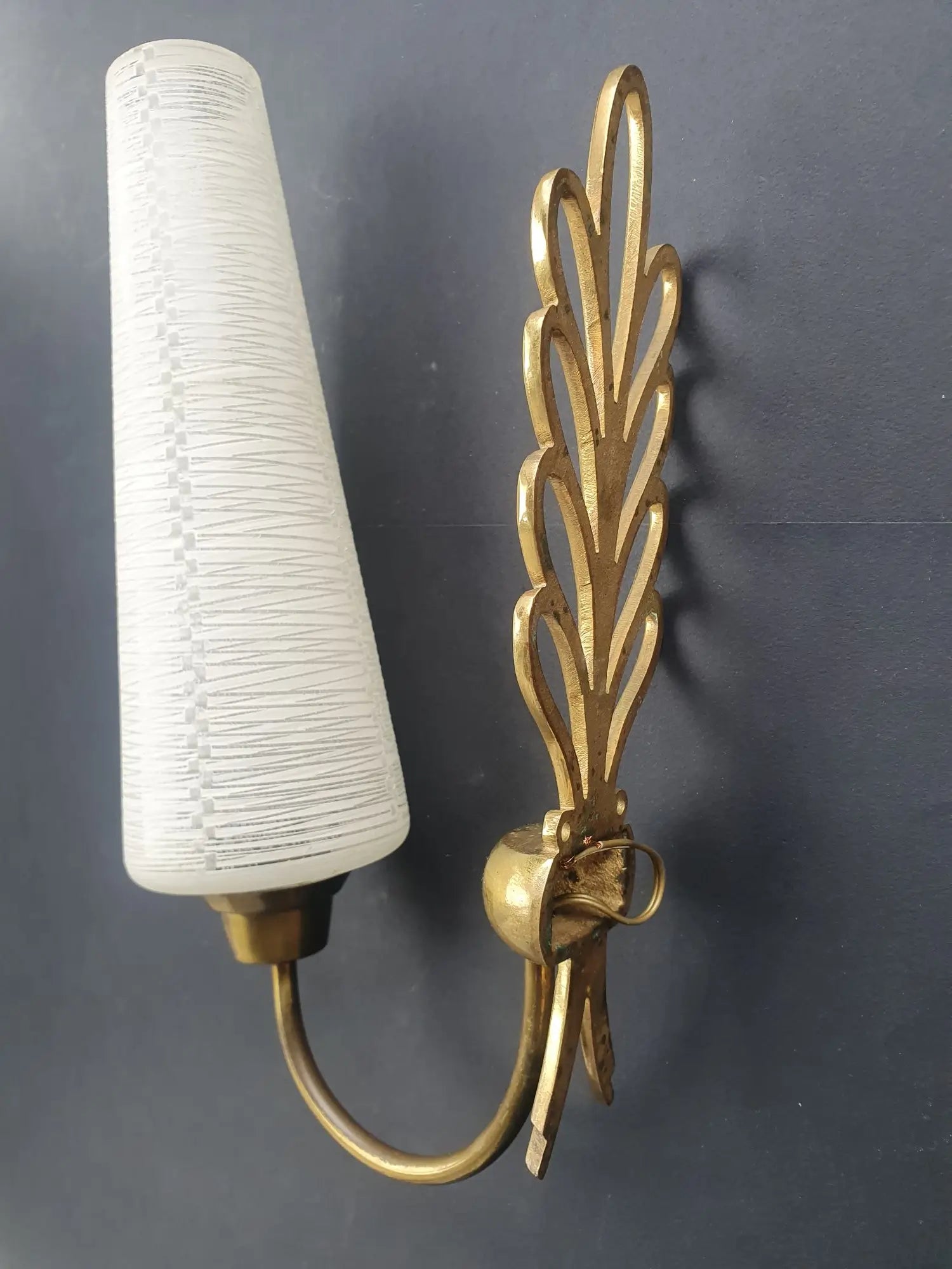 applique-murale-grande-doree-ancienne-arriere