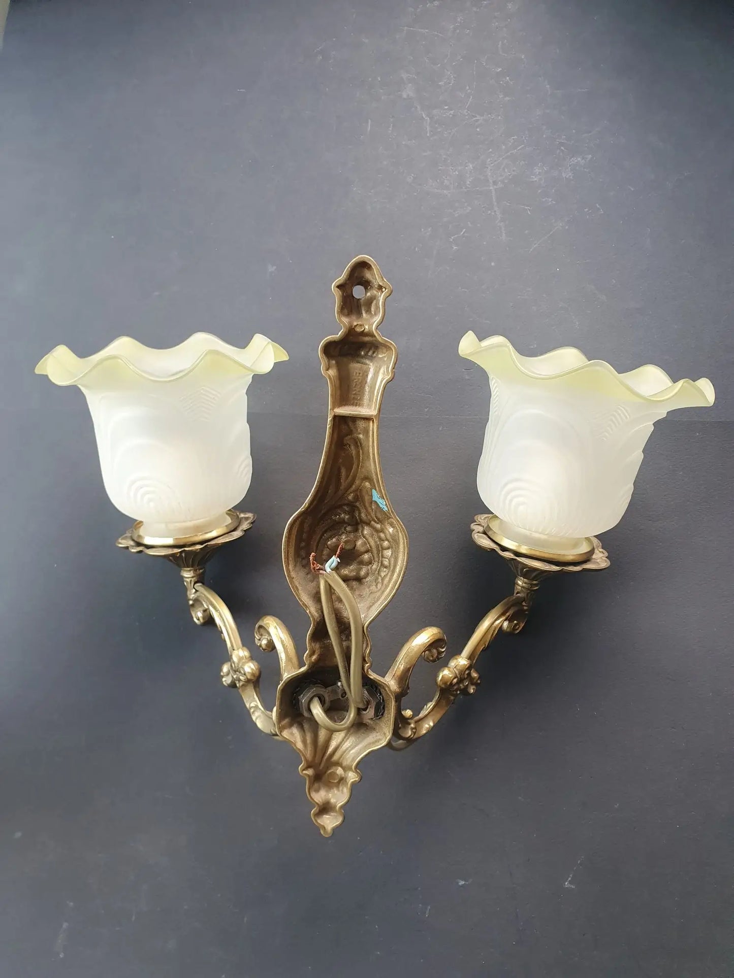 applique-murale-grande-double-lumieres-tulipes-bronze-vintage-art-deco-arriere