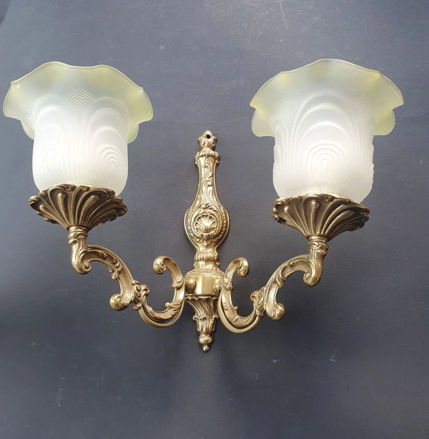 applique-murale-grande-double-lumieres-tulipes-bronze-vintage-art-deco-dessous