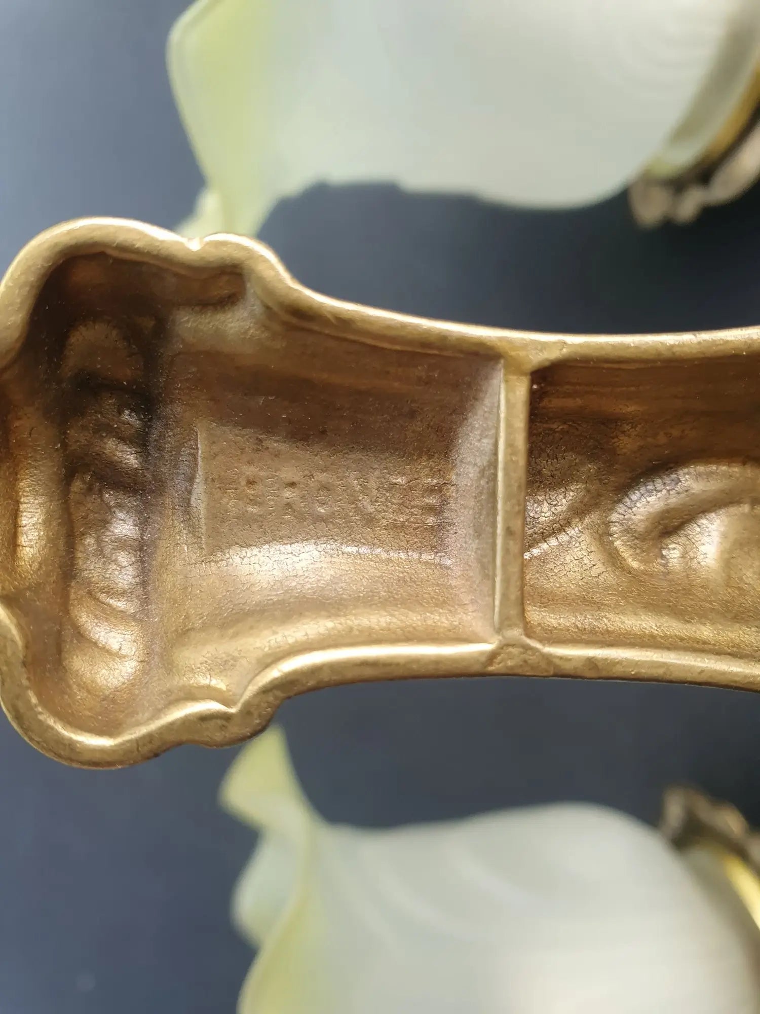 applique-murale-grande-double-lumieres-tulipes-bronze-vintage-art-deco-detail-3