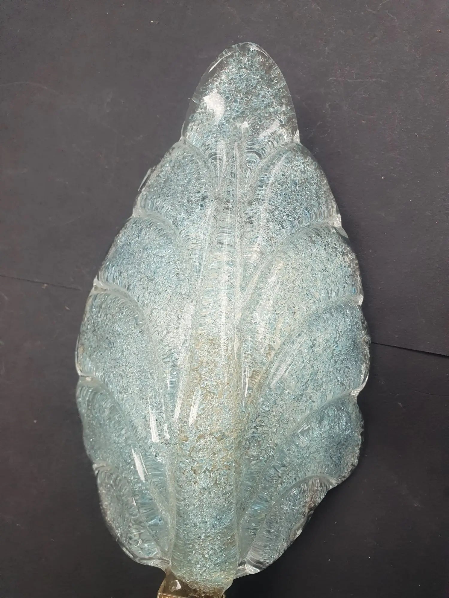 applique-murale-verre-bleu-murano-italie-1970-detail-1