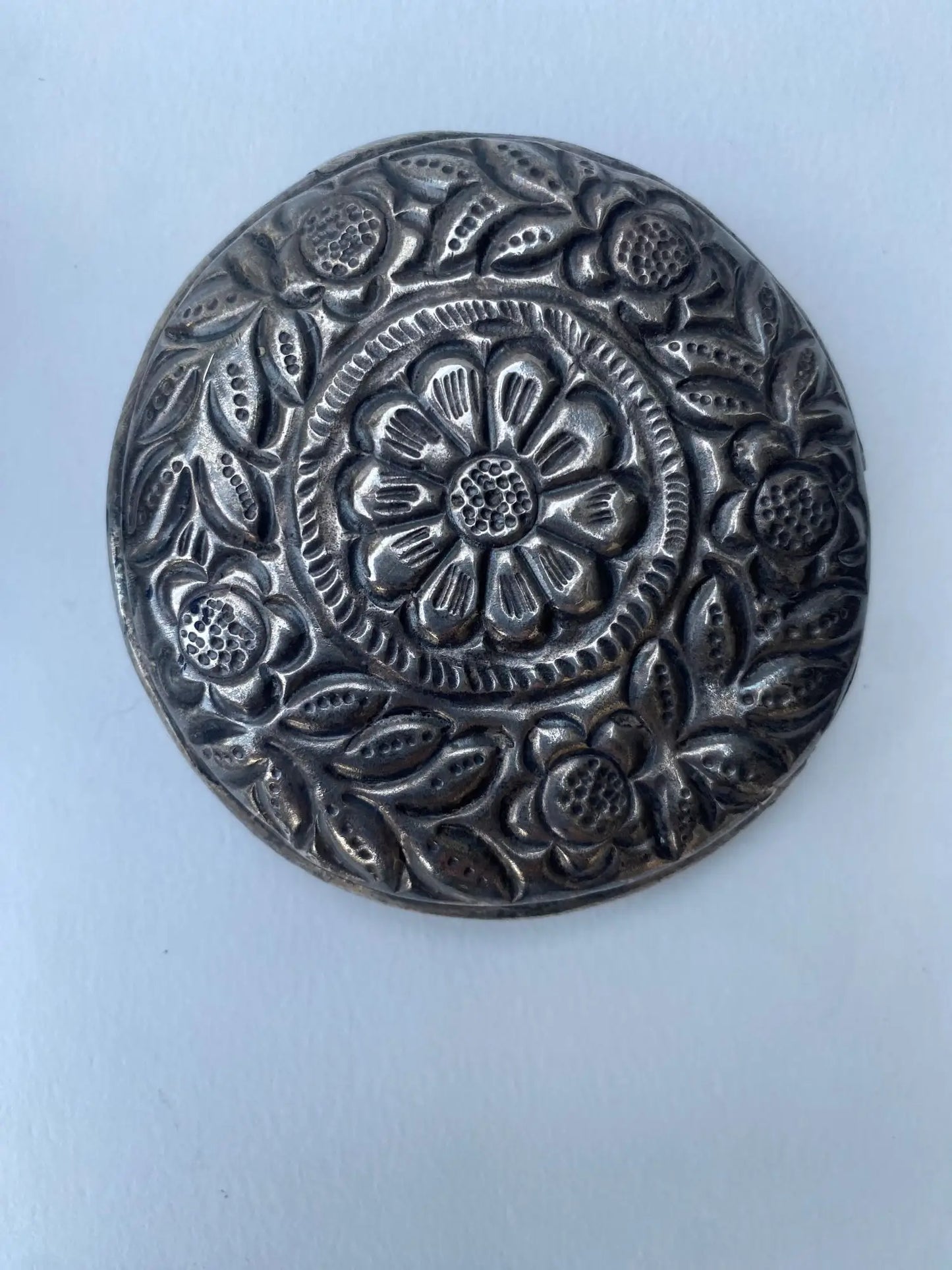 boite-argent-vintage-antique-couvercle-2