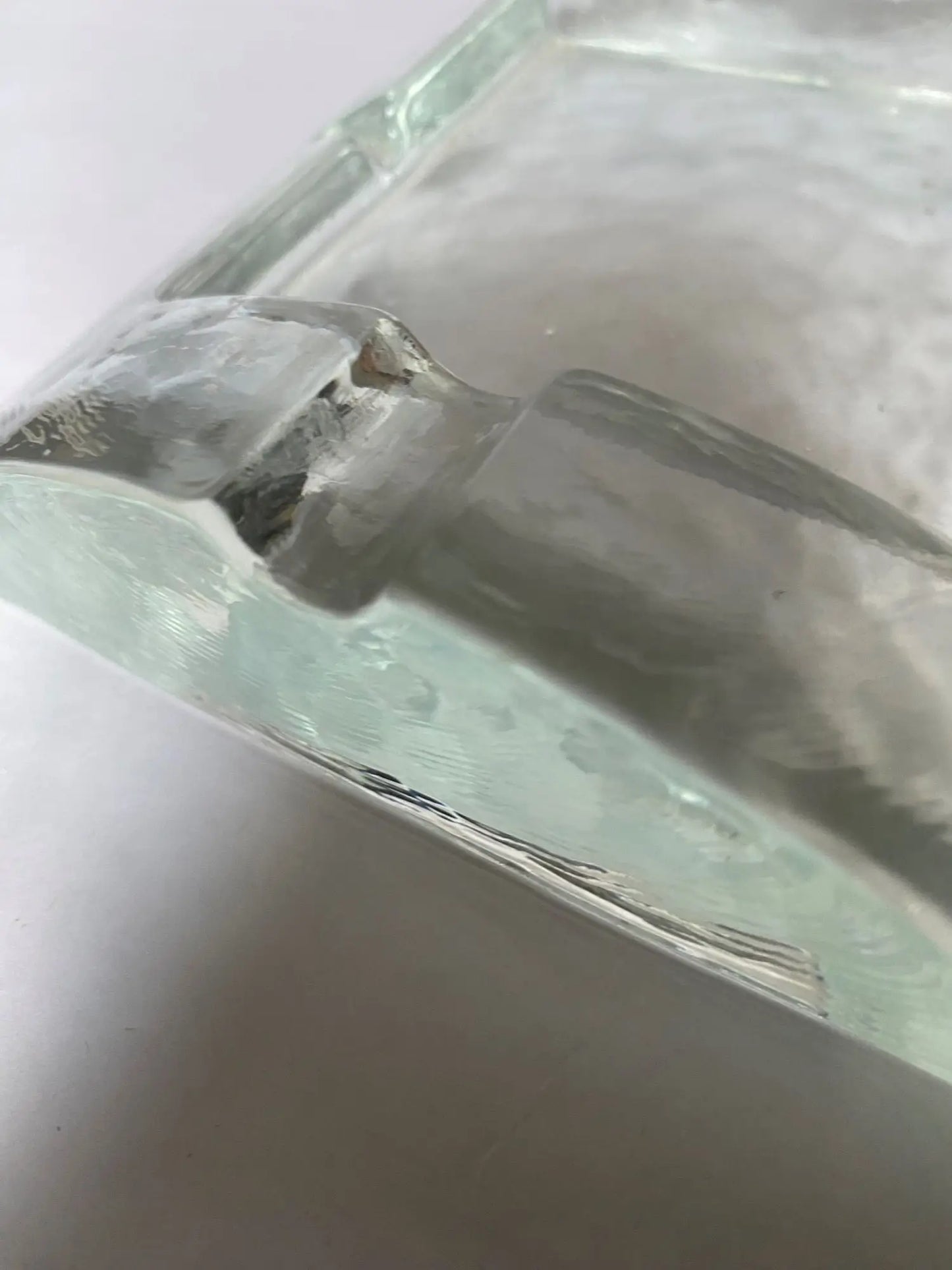 cendrier-vintage-annees-60-ancien-verre-detail-1