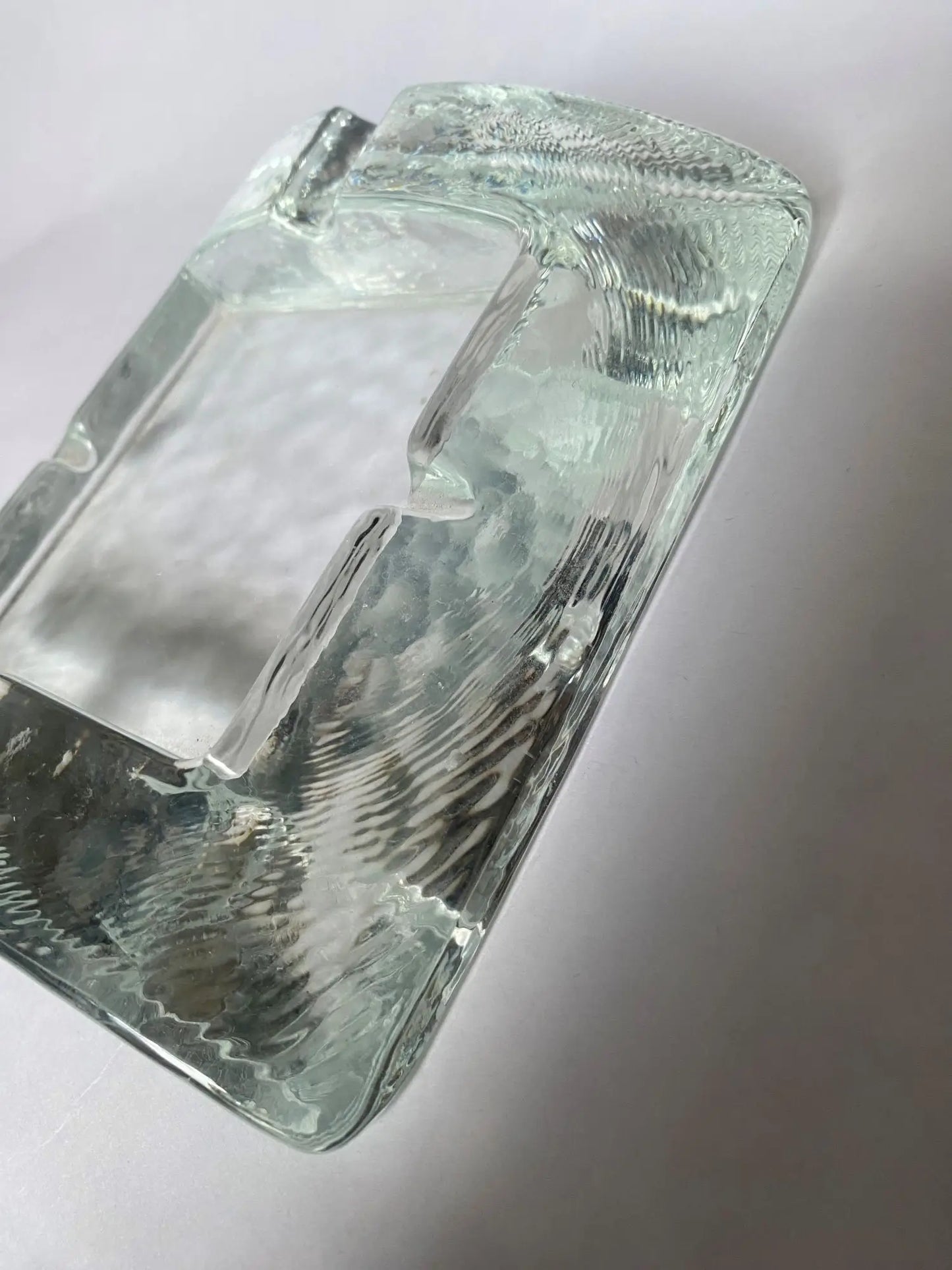 cendrier-vintage-annees-60-ancien-verre-detail-2