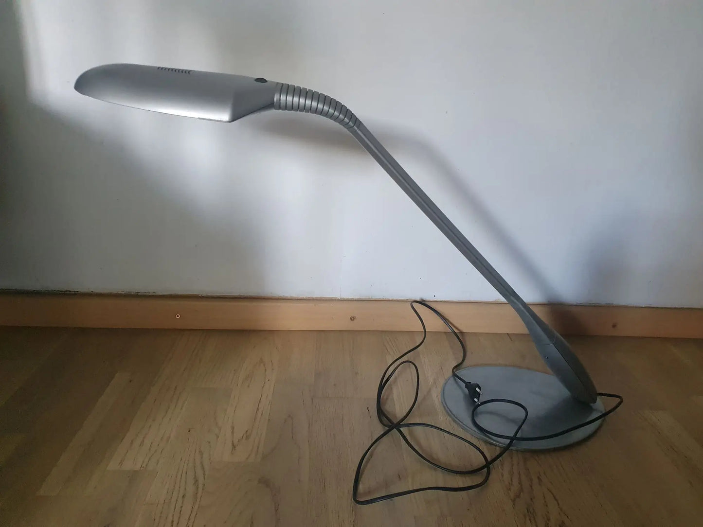 lampe-bureau-design-kobra-annees-80-cable