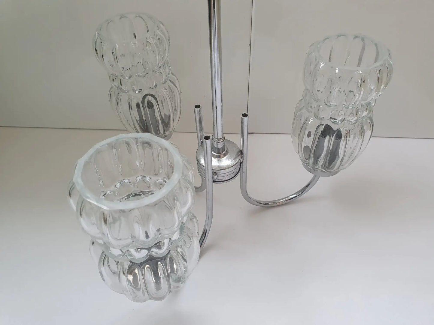 lustre-chrome-vintage-detail