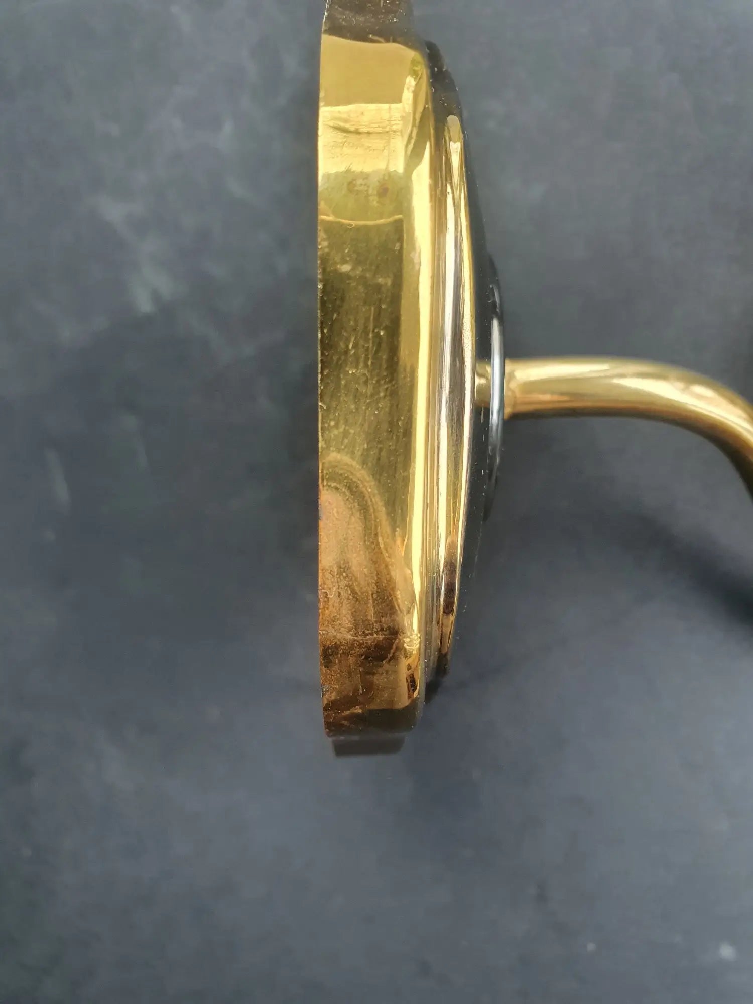 paire-appliques-laiton-dore-verre-fume-anciennes-detail-3