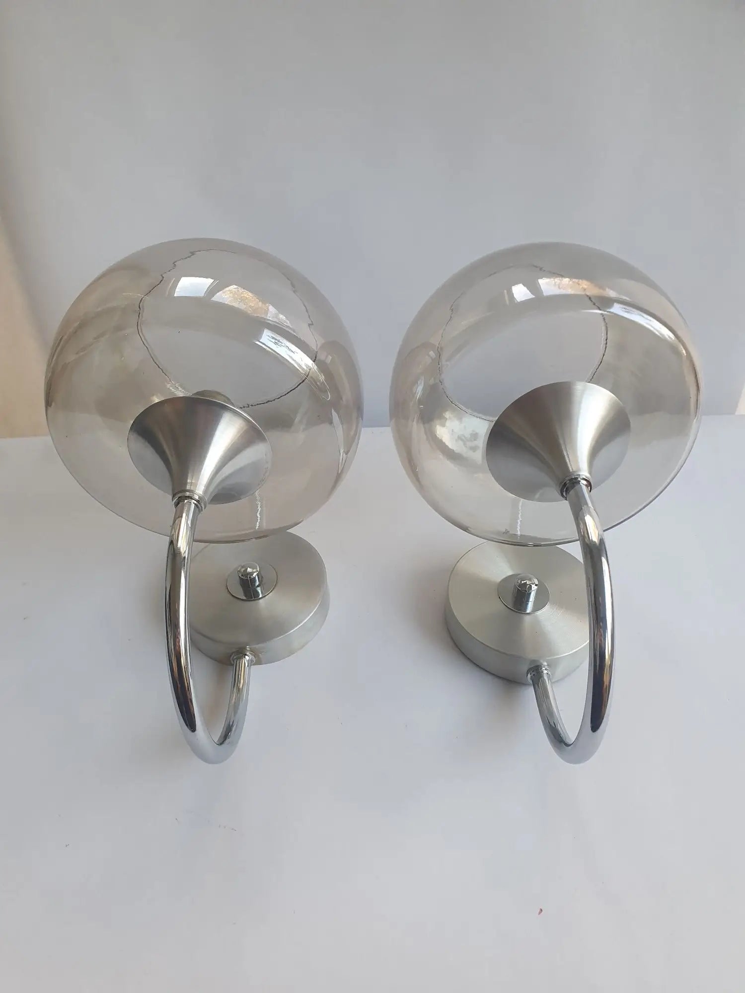 paire-appliques-metal-chrome-verre-fume-annees-80-vintage-anciennes-4