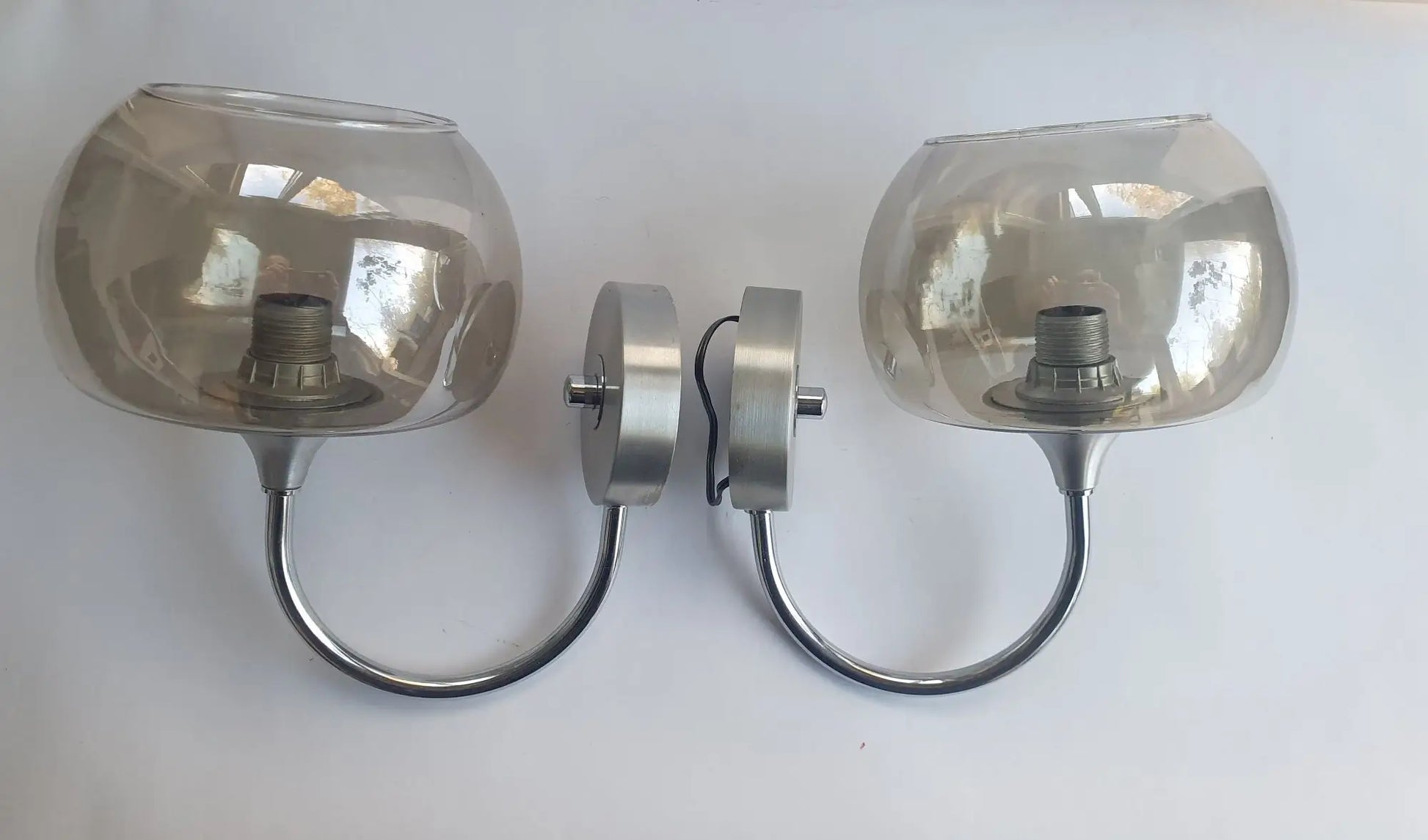 paire-appliques-metal-chrome-verre-fume-annees-80-vintage-anciennes-cote-1