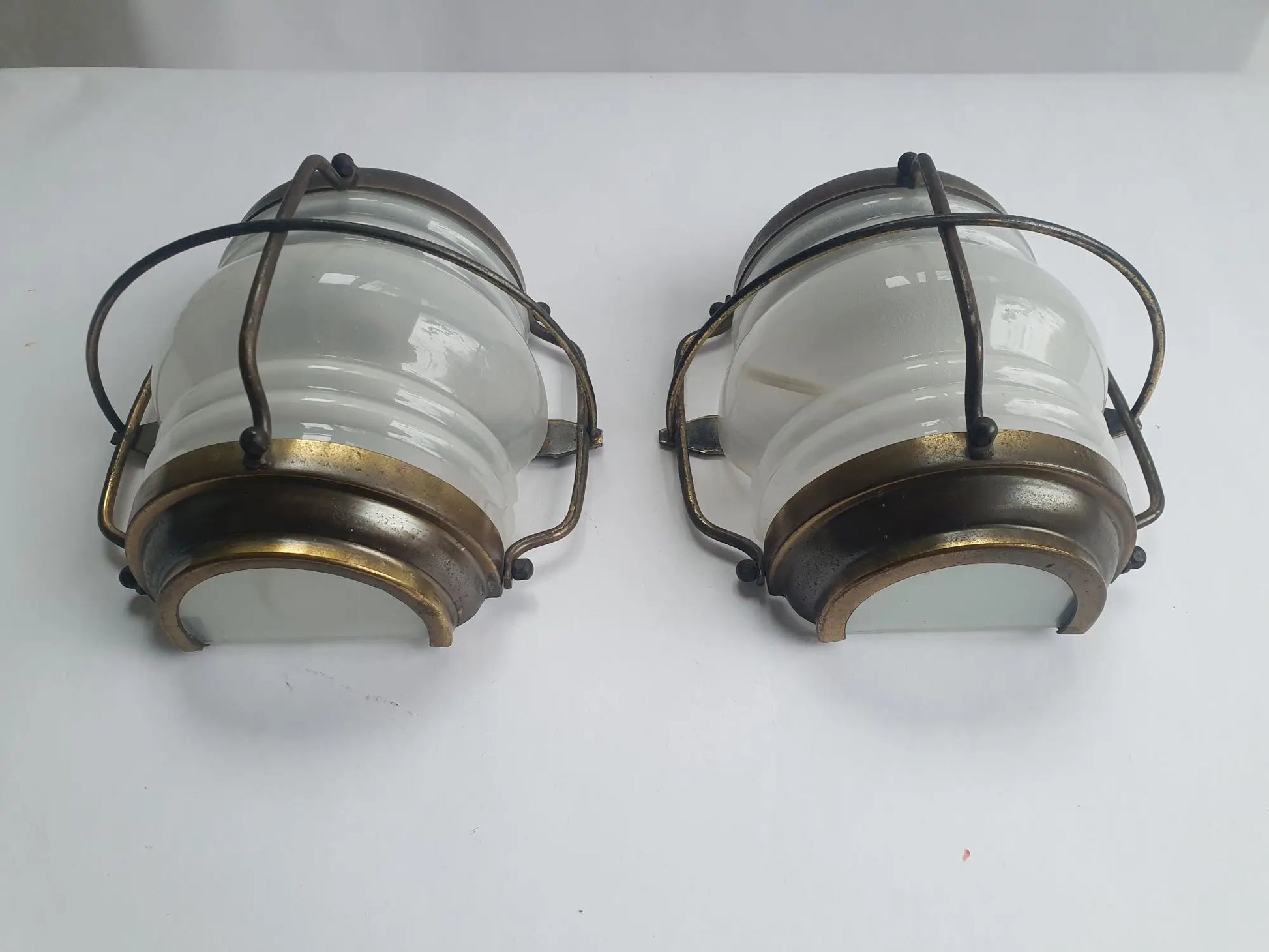 paire-appliques-murales-anciennes-style-lanterne-marine-hublot-industrielle-3