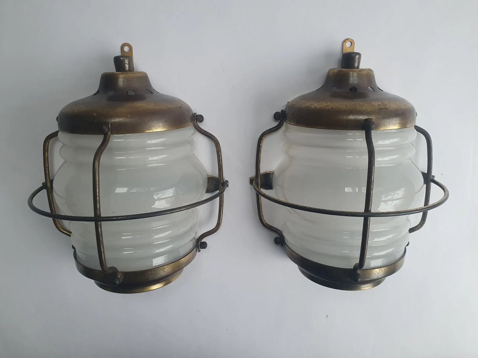 paire-appliques-murales-anciennes-style-lanterne-marine-hublot-industrielle-4